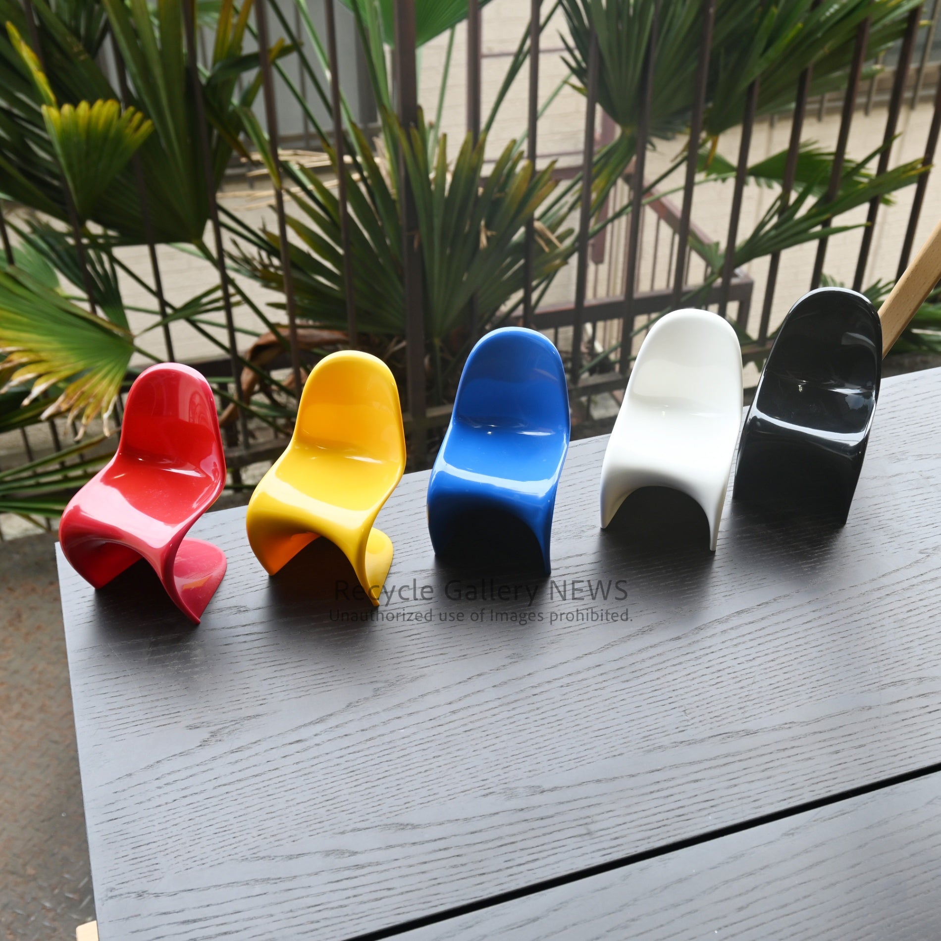 vitra 1/6 Scale Miniature Panton Chair by Verner Panton Swiss Mid-Century Modern / ヴィトラ パントンチェア 6/1 ミニチュアコレクション スイス ミッドセンチュリー ヴァーナーパントン
