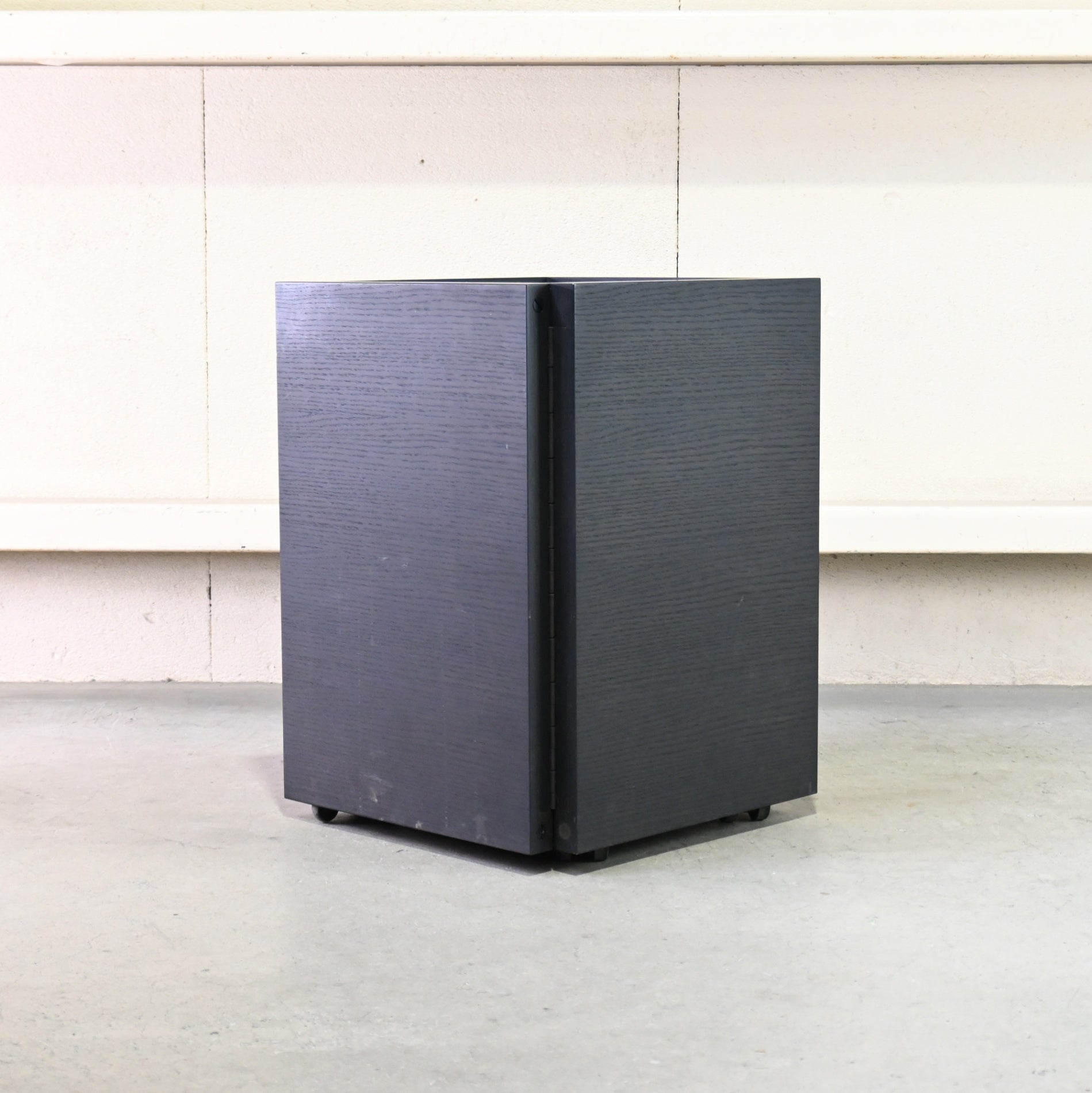 Cassina ixc PIVOT Wagon Cabinet Discontinued Italian brand Japan / カッシーナイクスシー ピヴォット ワゴン キャビネット イタリアブランド 日本 廃盤