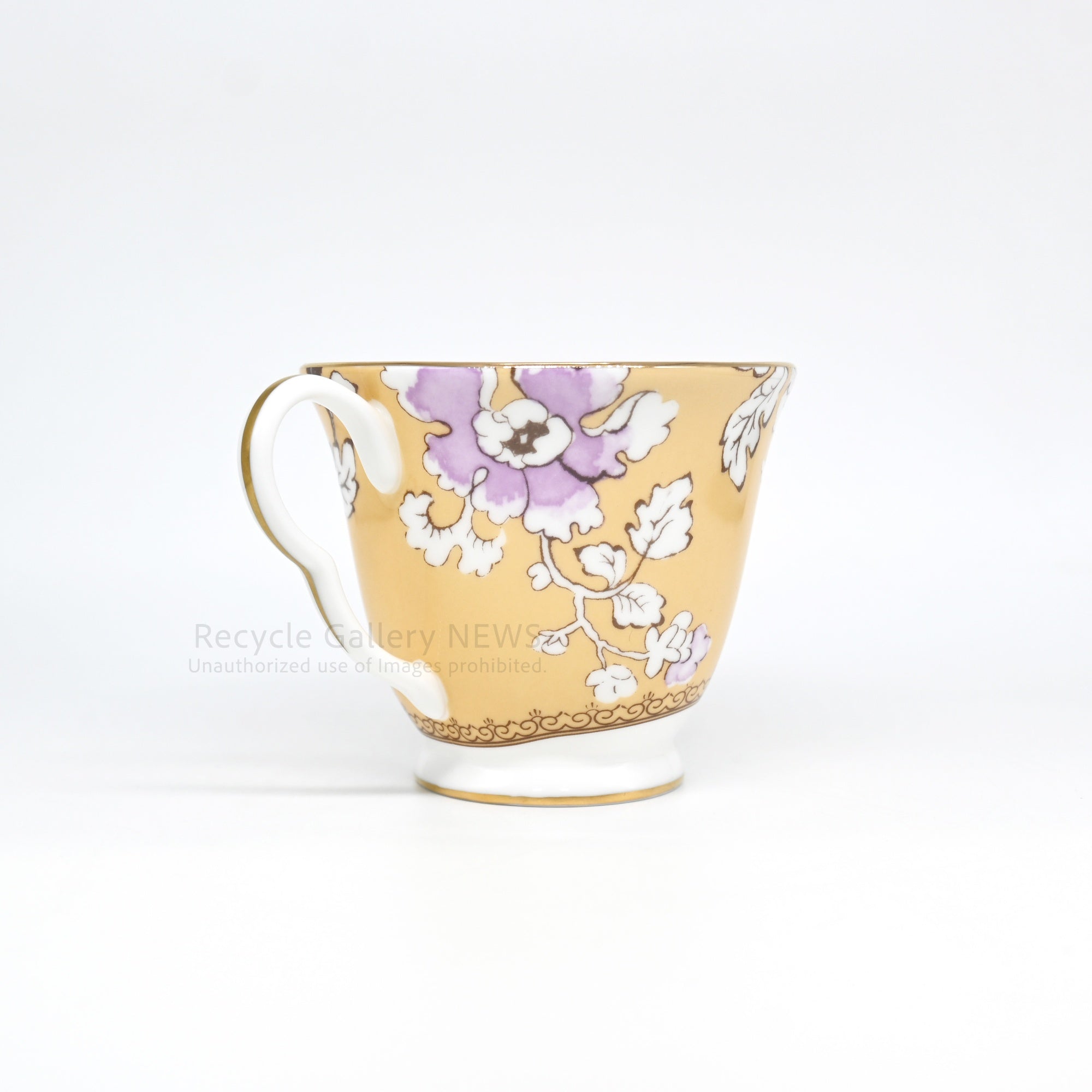 WEDGWOOD "Butterfly Bloom" C&S Vintage Inspired Collectible Bone China Pink Yellow Floral Design / ウェッジウッド "バタフライブルーム" カップ&ソーサー ボーンチャイナ 蝶モチーフ フローラルデザイン 英国食器