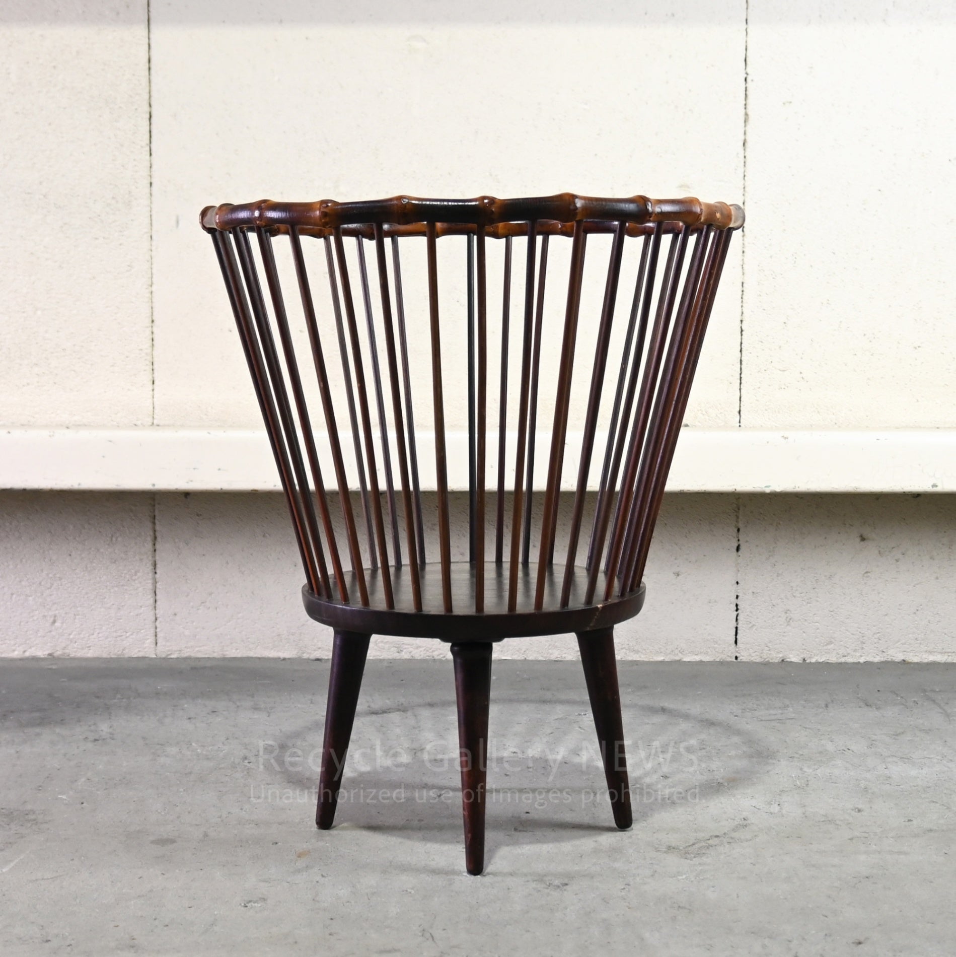 Vintage Wood & Bamboo Basket Dark Brown Magazine Rack Planter Covers Boho interior Crafts Japanese Modern / ヴィンテージ 木竹脚付きバスケット ダークブラウン マガジンラック プランターカバー 民芸 和モダン アジアンインテリア