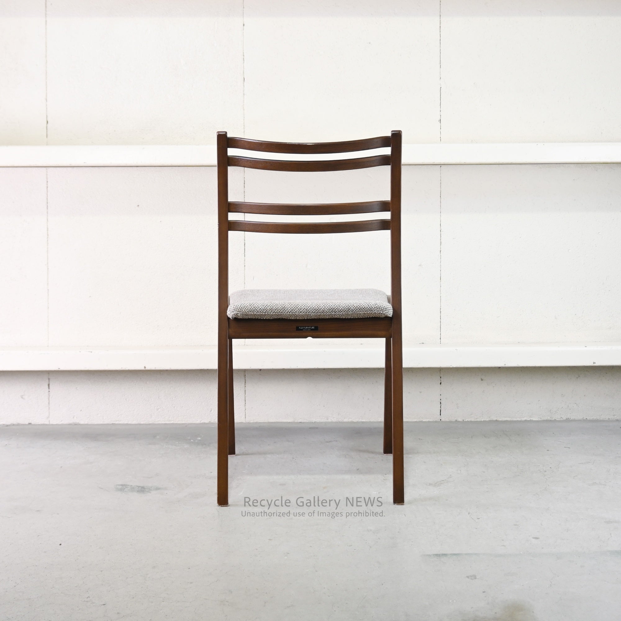 Fuji Furniture Wooden Armless Chair "Calm" Japan Scandinavian Style / 冨士ファニチア アームレスチェア カーム 日本 北欧 木製