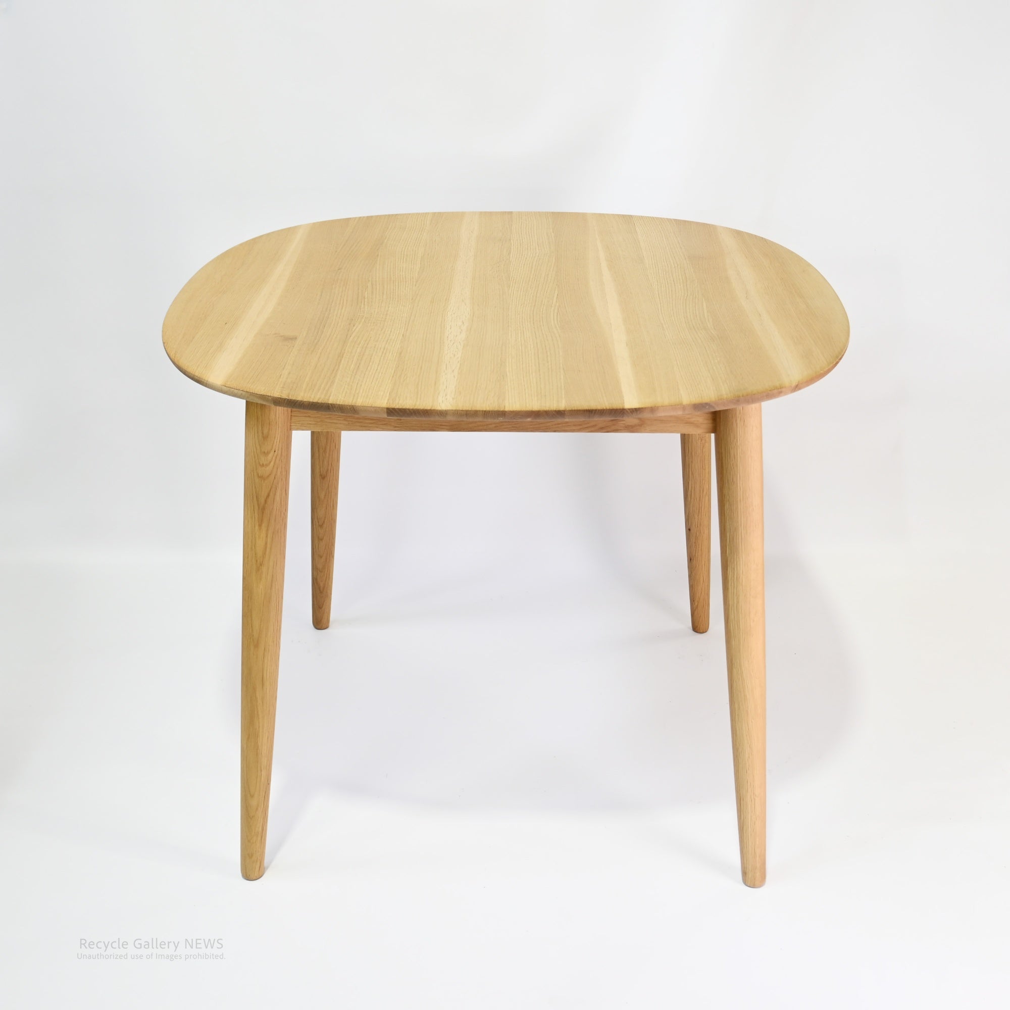 Karimoku New Standard 2-Seater Solid Wood Dining Table Minimalist Scandinavian Inspired Japan /　 カリモク 2Pダイニングセット 日本 ニュースタンダード 無垢材 北欧テイスト ミニマル