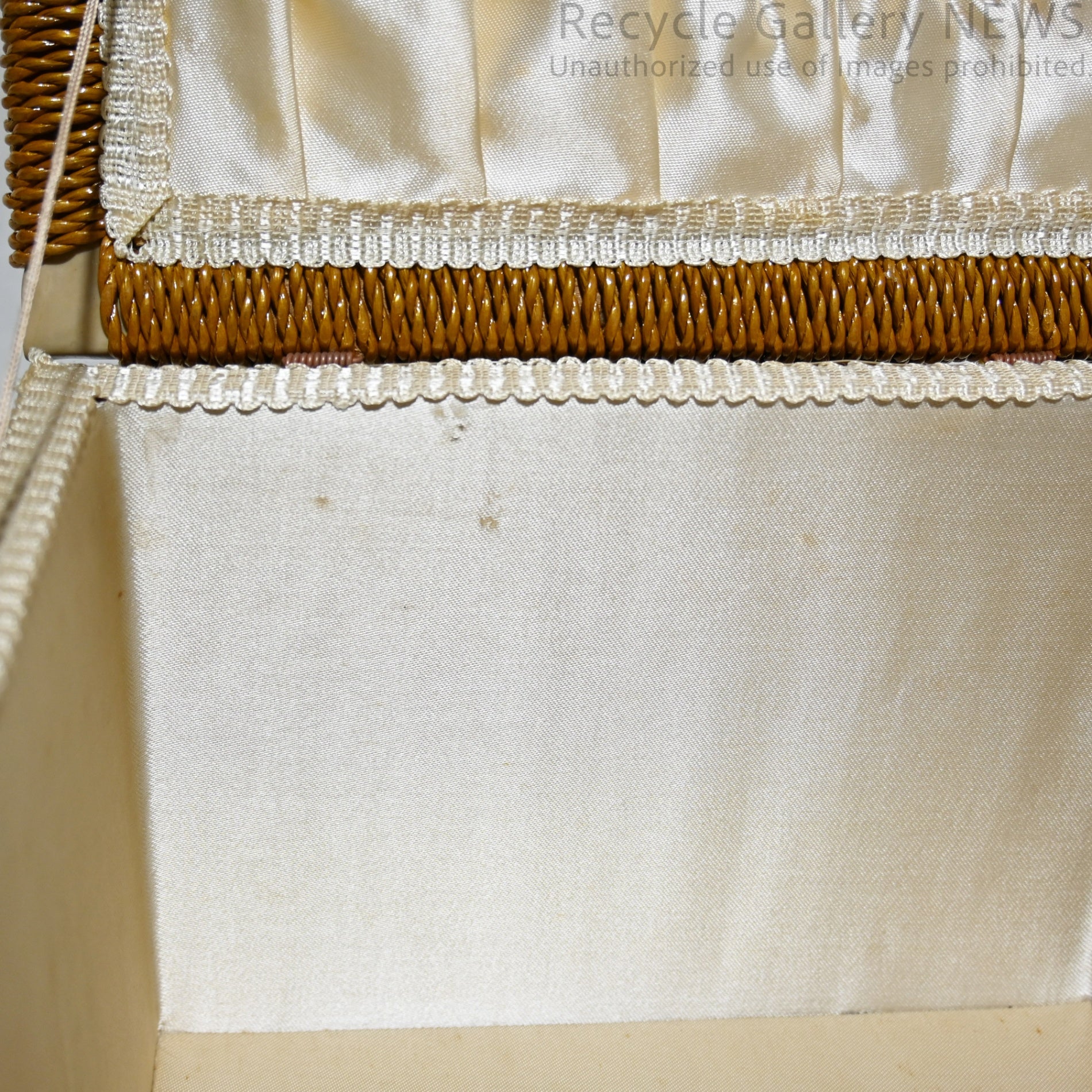 FRUIT OF THE ROOM Sewing Basket Box Retro Embroidery Vintage Unused / フルーツ・オブ・ザ・ルーム 裁縫箱 ソーイングバスケット レトロ 刺繍 ヴィンテージ 未使用 新古品