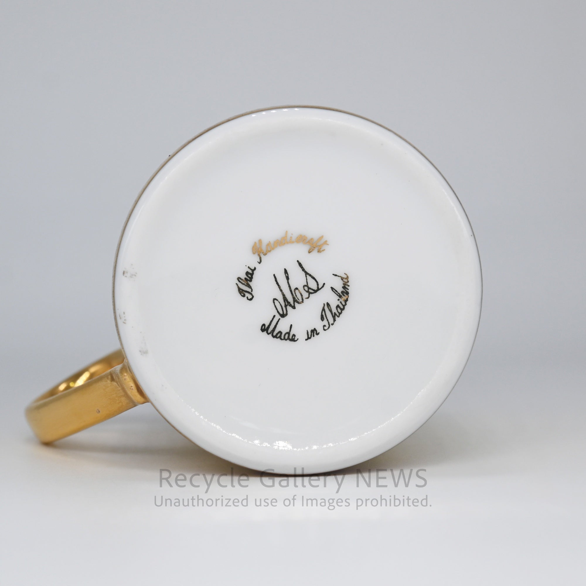 Thai Benjarong Cup & Saucer Gold Gilding Exotic Style Yellow / タイ陶磁器 ベンジャロン焼き C&S 金彩 エキゾチック イエロー