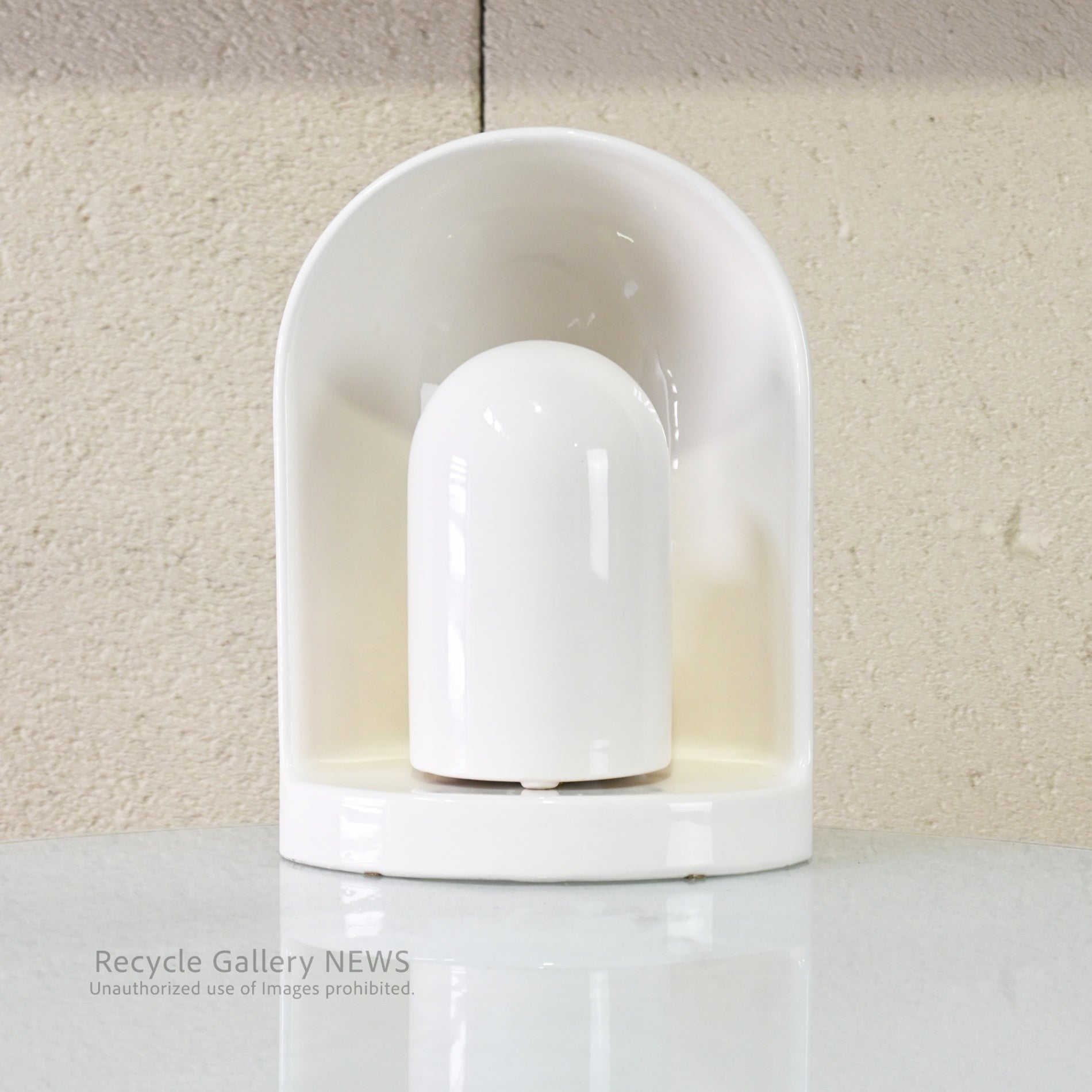 Yamagiwa CERAMICA Japan White Table Lamp Mid Century Modern Art Piece 1983/ ヤマギワ セラミカ テーブルランプ 日本 白色 ミッドセンチュリー アートピース 1983年製