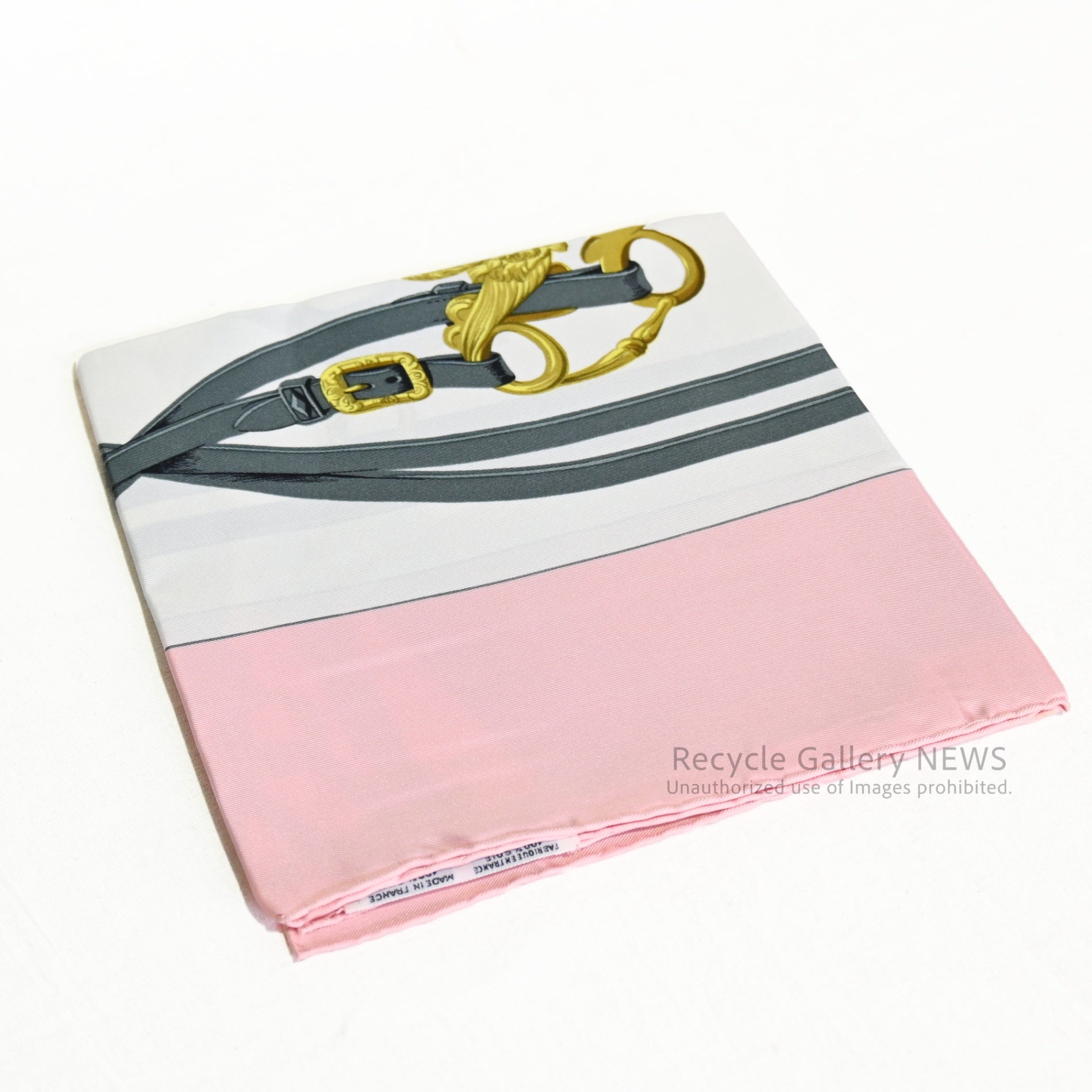 HERMES Carre 90 Bride de Gala Pink Unused Vintage France / エルメス カレ90 ブリッド ドゥ ガラ ピンク 未使用・新古品  ヴィンテージ フランス