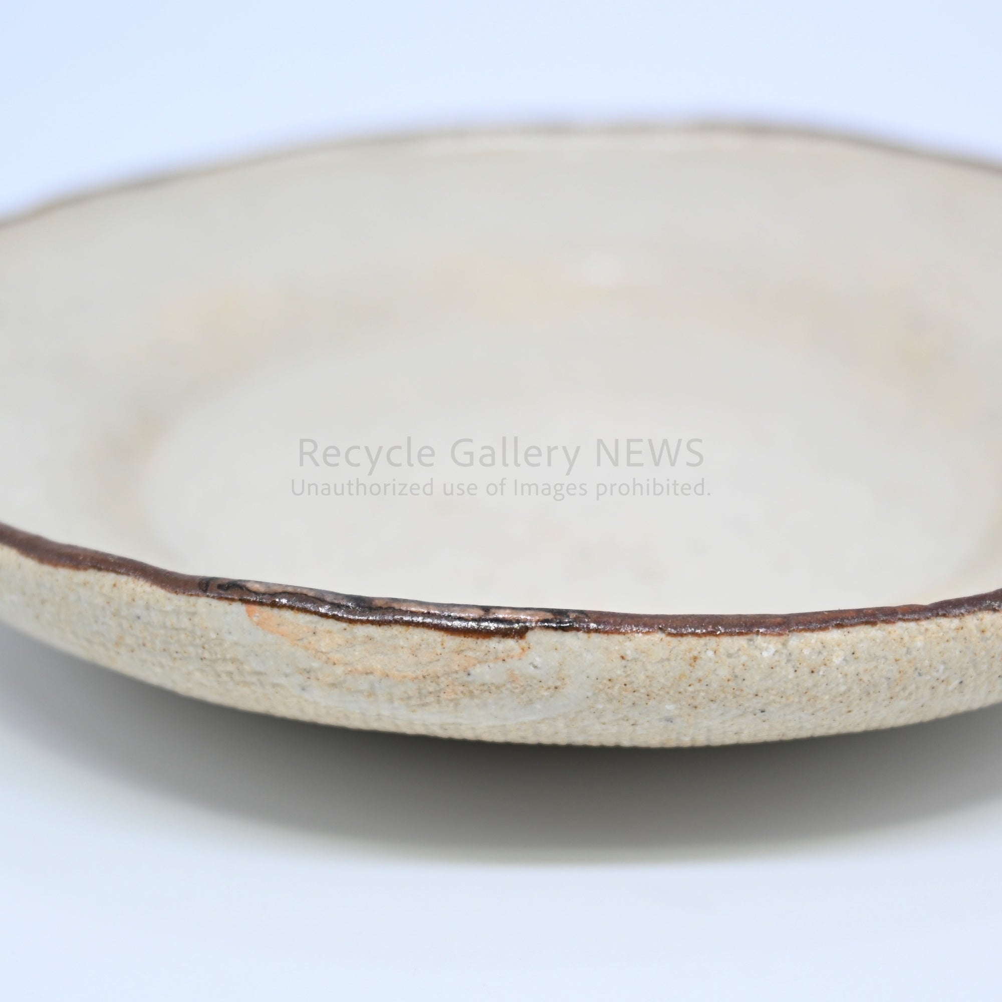 Yusuke Aida Oshino Kiln Nerikomi Clay Seam "SHIGURE" Cup&Saucer Contemporary Japanese Ceramics Ivory Brown Stripe Pattern / 會田雄亮 忍野窯 練上 碗皿 「時雨」カップ＆ソーサー コーヒーカップ 陶器 現代陶芸 和モダン クリーム ブラウン ストライプ
