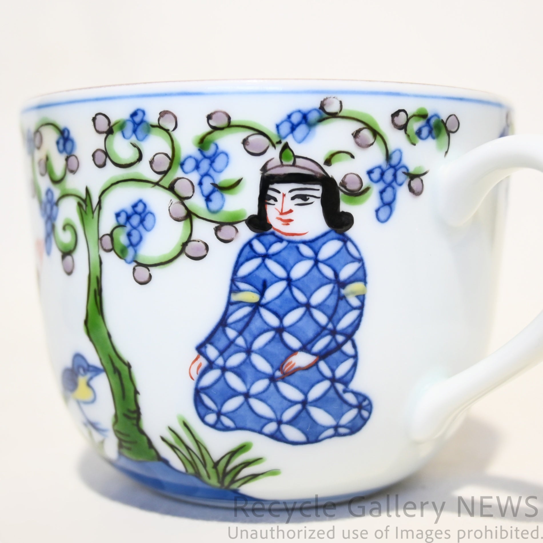 源右衛門 染綿 ミナイ手樹下美人 カップ＆ソーサー エナメル / Genemon Kiln Somenishiki Minai-te Lady Under a Tree Cup and saucer Enamel