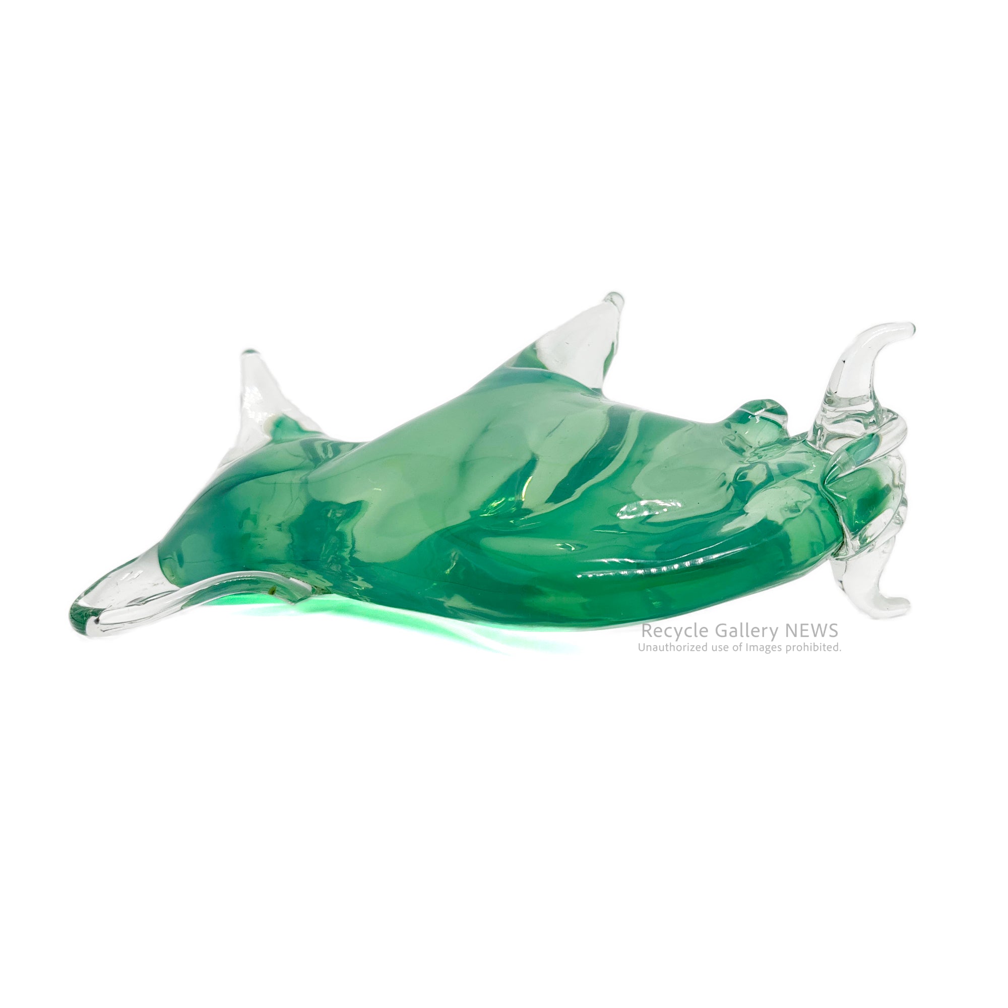 Glass bull figurine Green / ガラス製 闘牛 オブジェ エメラルドグリーン