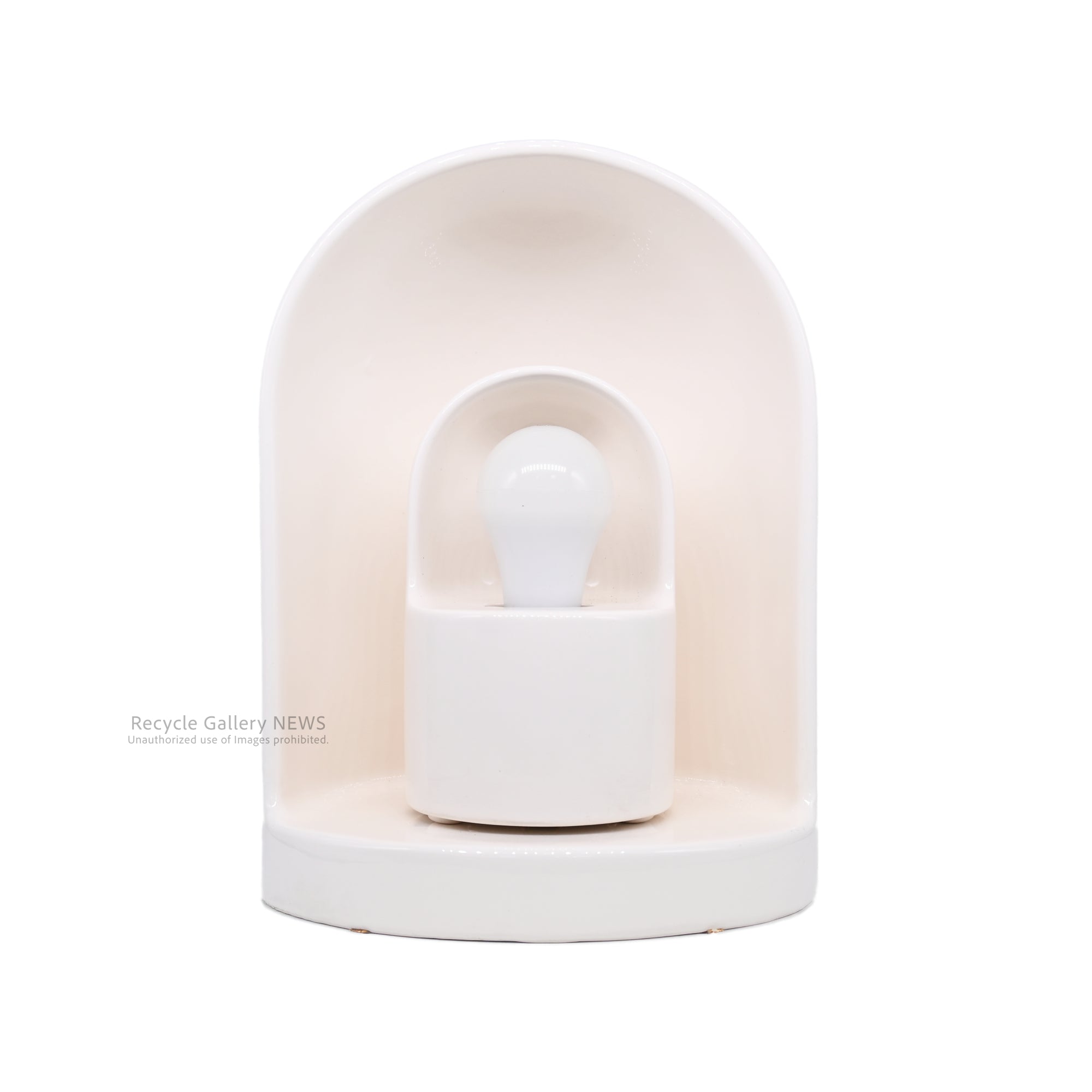Yamagiwa CERAMICA Japan White Table Lamp Mid Century Modern Art Piece 1983/ ヤマギワ セラミカ テーブルランプ 日本 白色 ミッドセンチュリー アートピース 1983年製