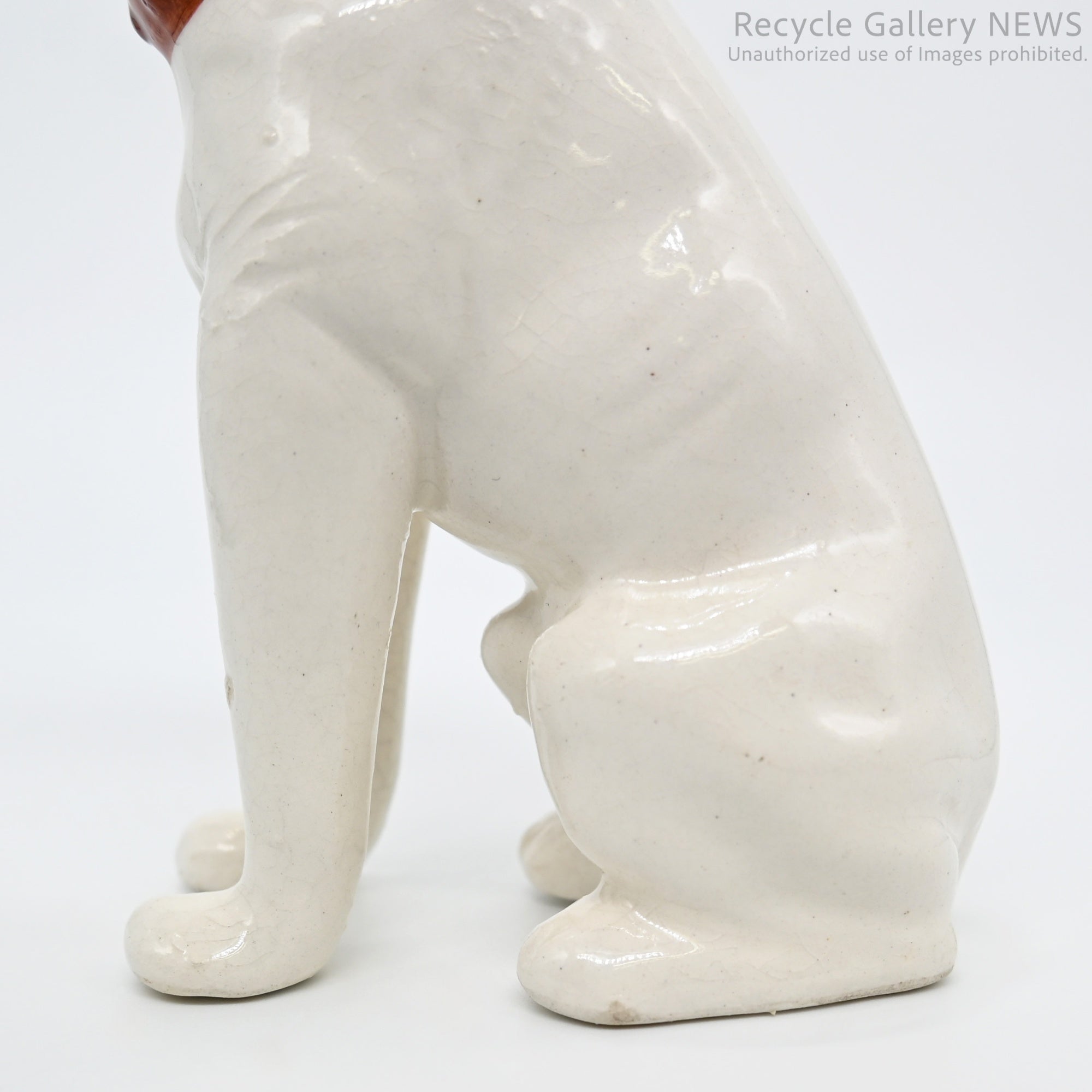 His Master's Voice "Nipper" Hand-Painted Ceramic Dog Figurine Miniature Victor White / 『主人の声』ビクター犬 ニッパー ハンドペイント 陶器フィギュリン ミニチュア オブジェ 犬の置物 オーディオ レトロ 白