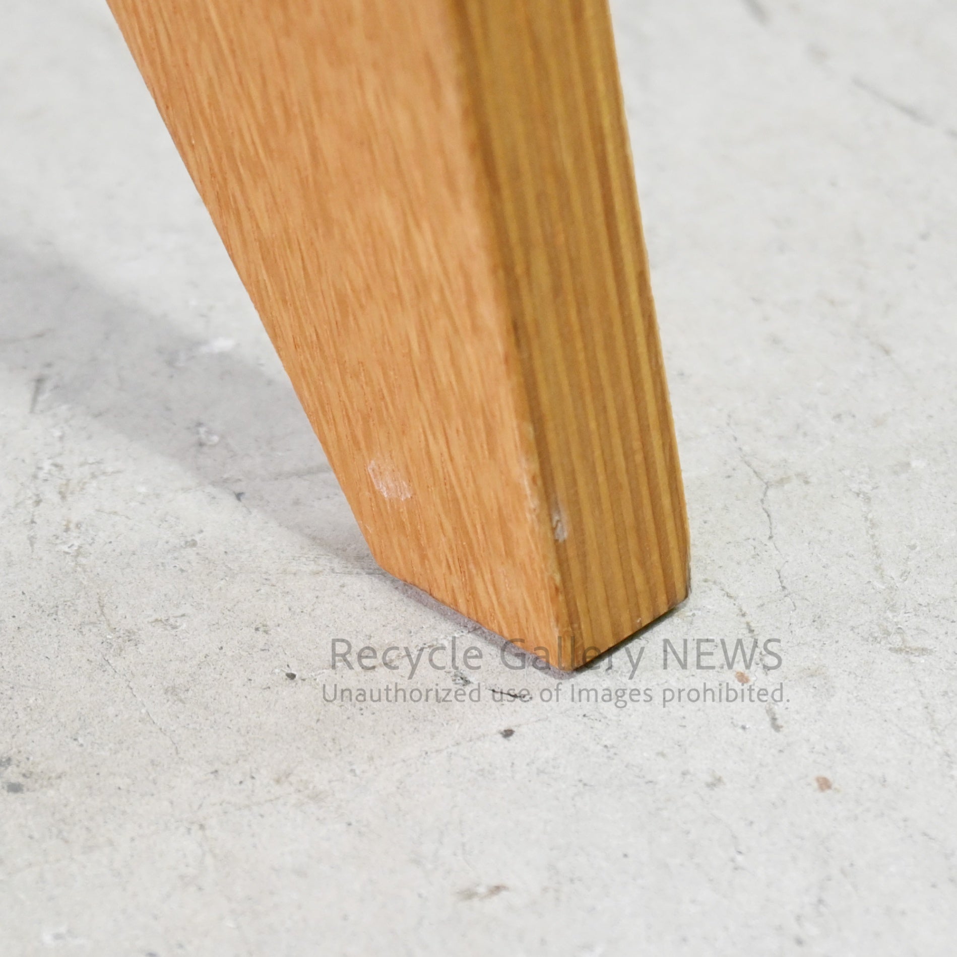 Tendo Mokko Wooden Low Chair by Daisaku Choh  Junzo Sakakura Japanese Modern / 天童木工 中座椅子 木製 長大作 坂倉準三 ジャパニーズモダン