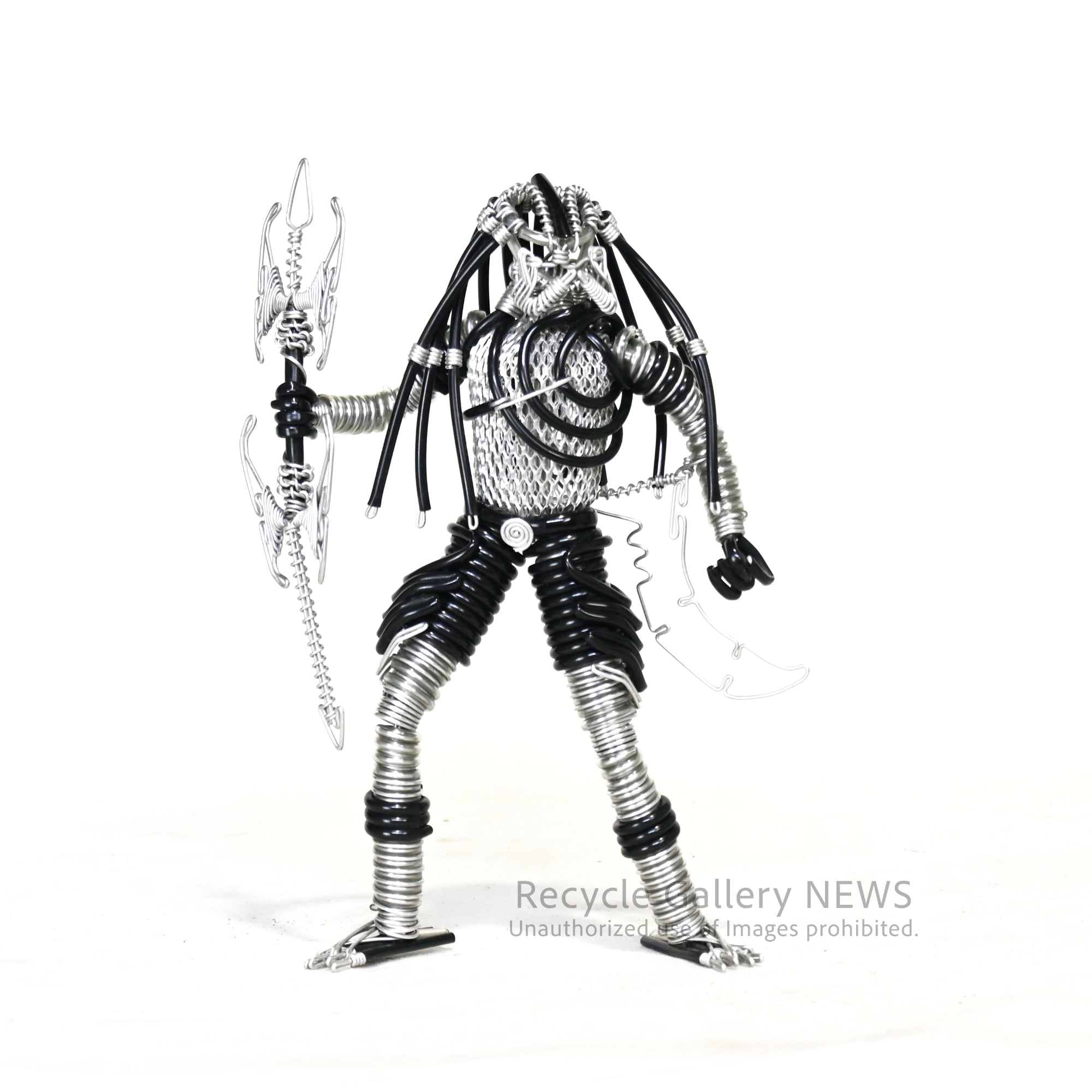 f*n様 アロワナ ワイヤーアート Wire art figure Predator Handmade Objetct / ワイヤーアート