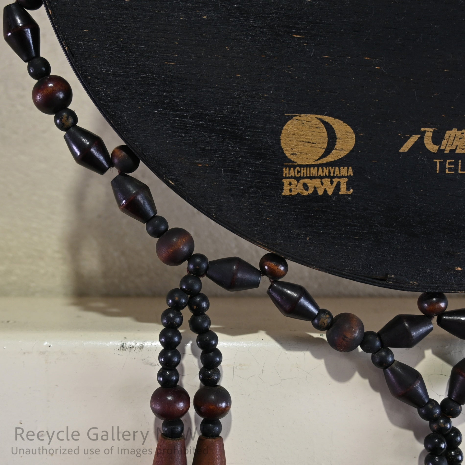 Vintage Wooden Beads Wall Mirror Showa Retro Ethnic Red Black Brown / ヴィンテージ 壁掛け ウッドビーズミラー 八幡山ボウル 昭和レトロ エスニック 赤 黒 茶