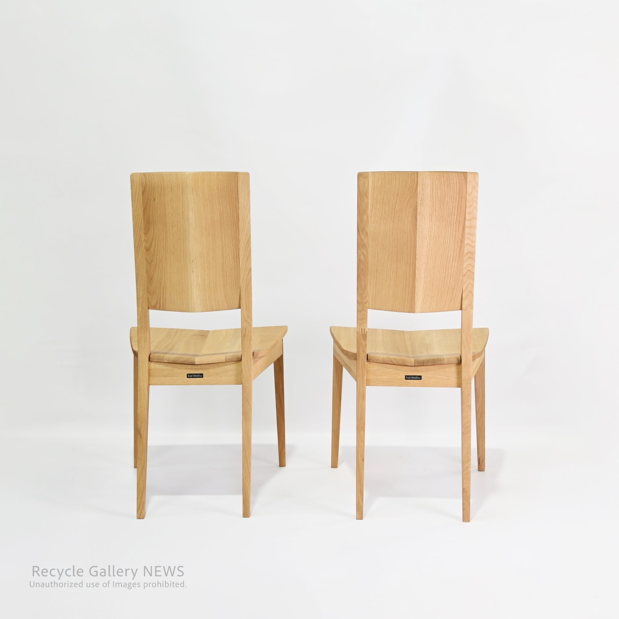 Karimoku New Standard 2-Seater Solid Wood Dining Table Minimalist Scandinavian Inspired Japan /　 カリモク 2Pダイニングセット 日本 ニュースタンダード 無垢材 北欧テイスト ミニマル