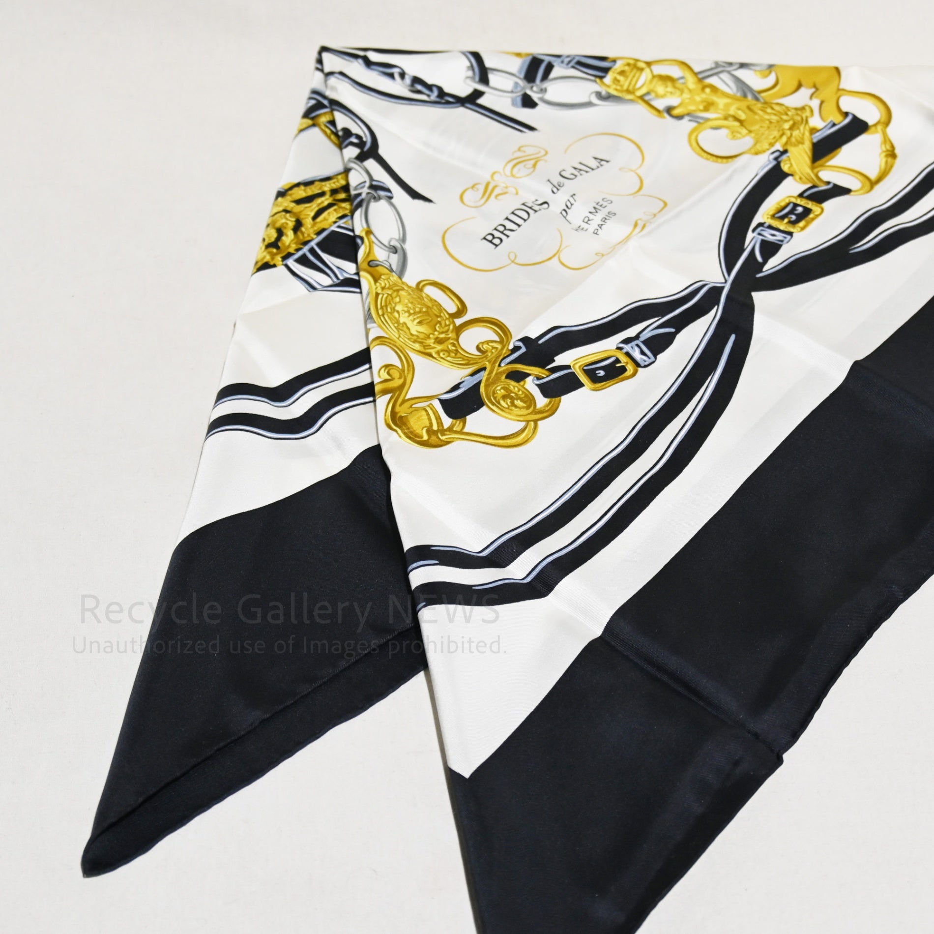 HERMES Carré 90 BRIDES de GALA Scarf 1990-2000s Unused Vintage / エルメス カレ90 ブリッド・ドゥ・ガラ スカーフ 1990〜2000年代当時物 未使用・新古品 ヴィンテージ