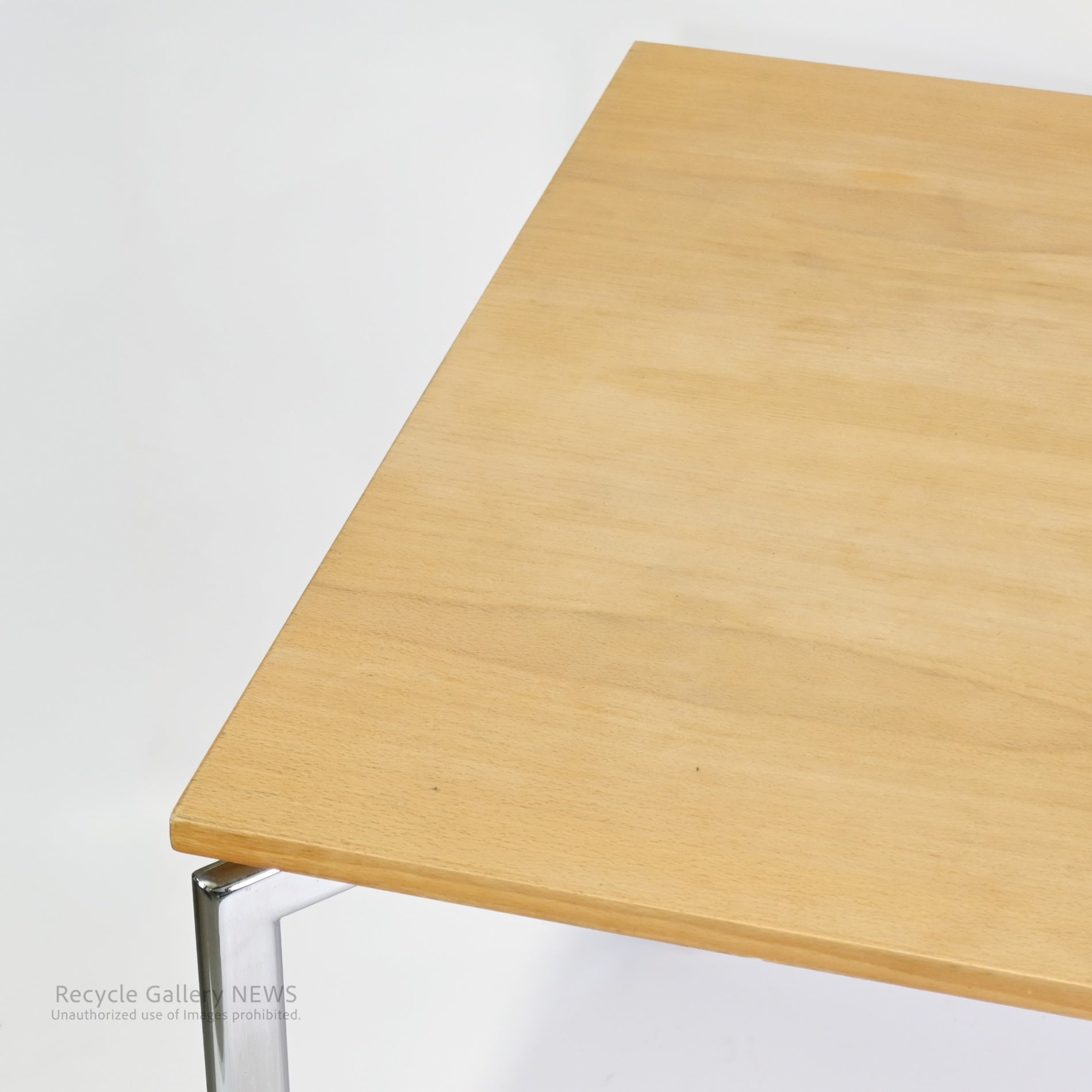 CAMPUS BY LAMMHULTS Square Table  Sweden Scandinavian Modern Furniture / ラムホルツ キャンパスシリーズ スクエアテーブル スウェーデン 北欧家具 北欧モダン