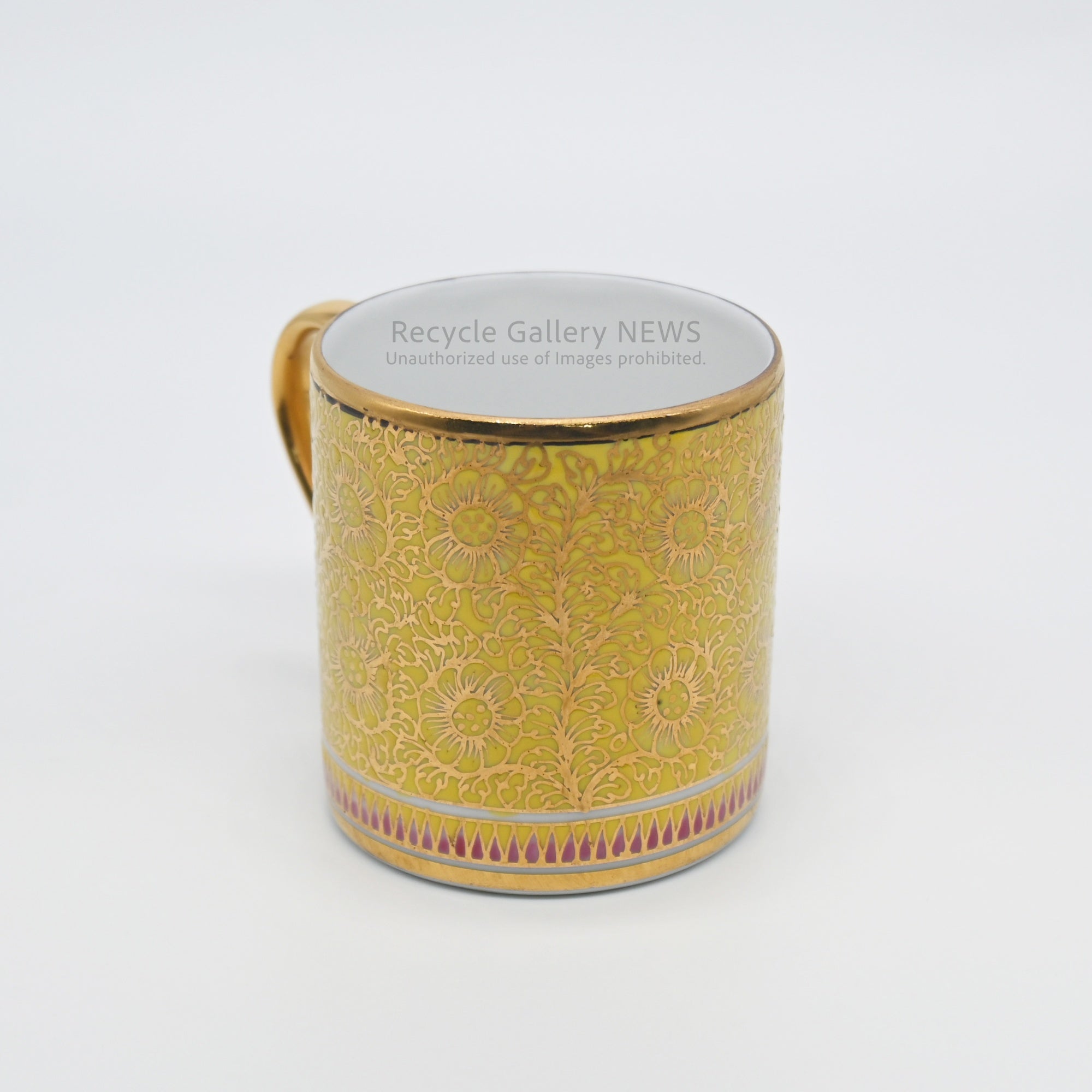 Thai Benjarong Cup & Saucer Gold Gilding Exotic Style Yellow / タイ陶磁器 ベンジャロン焼き C&S 金彩 エキゾチック イエロー