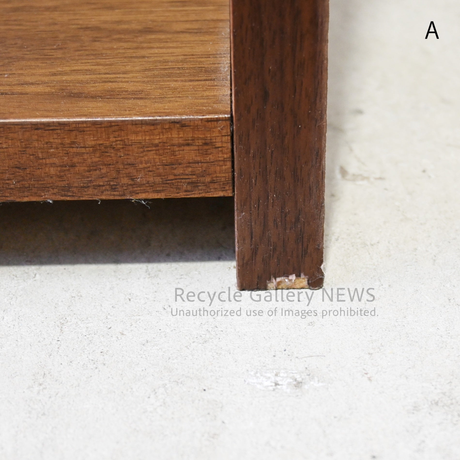 Maruyoshi Mingei Furniture DEEP Series Moon Shelf in Walnut Japanese Craftsmanship Moon Viewing  / マルヨシ民芸家具 ディープシリーズ ムーンシェルフ ウォールナット 職人技 お月見 和家具