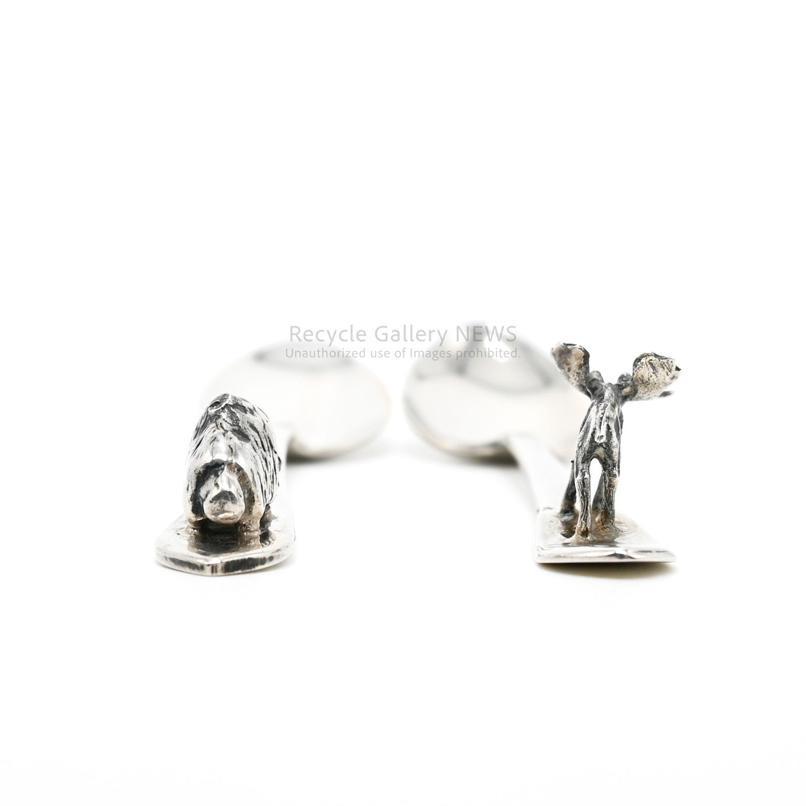 Sterling Silver Animal Spoons Set of 2 Moose & Bison Made in Canada / 動物たちのスプーン 2本セット ミニスプーン スターリングシルバー製 カナダ産 動物モチーフ ムース バイソン レゾリュート・ベイ