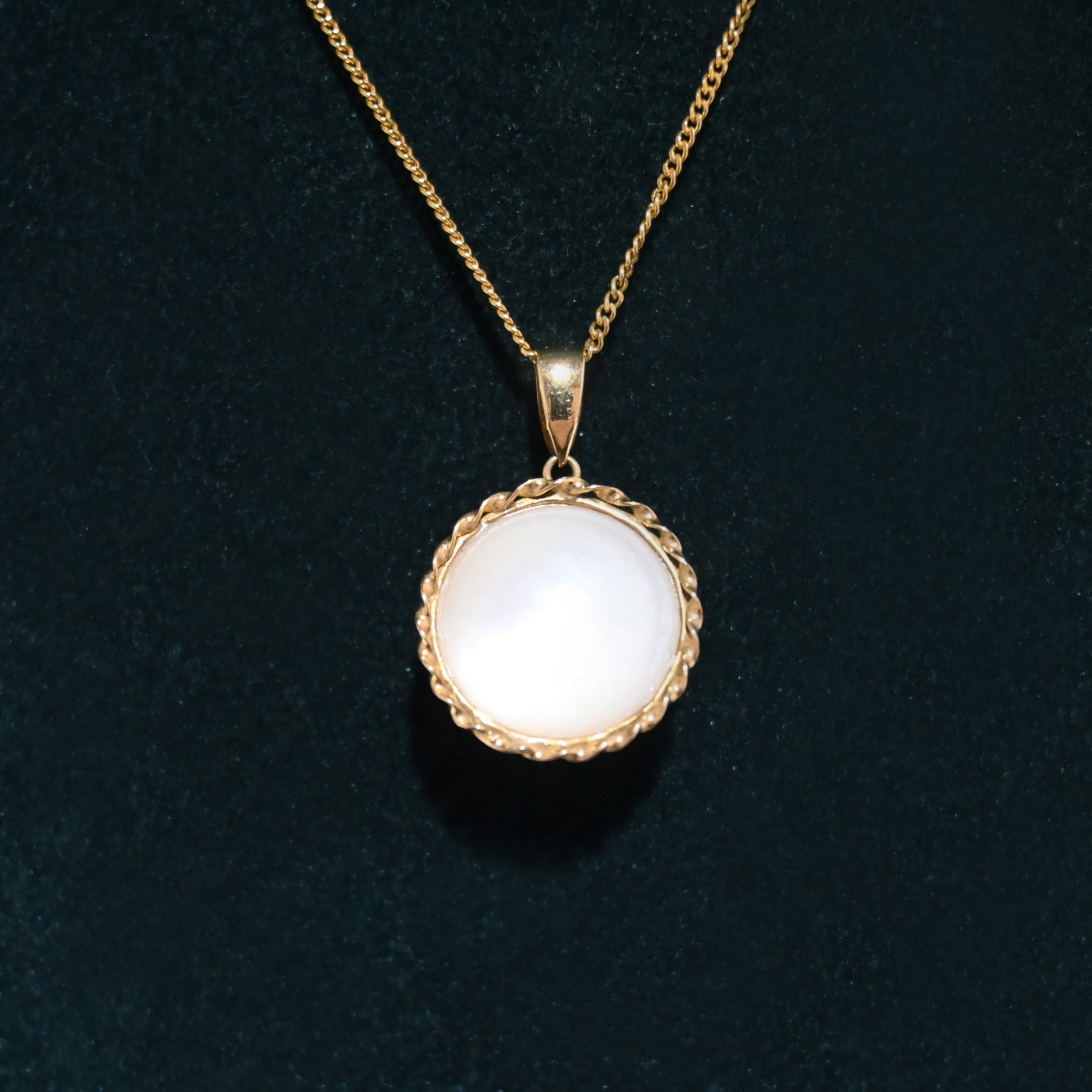 Half Pearl Pendant top & Necklace K18 Gold Antique Jewelry / ハーフパール ペンダントトップ＆ネックレス 18金 ゴールド アンティーク ジュエリー