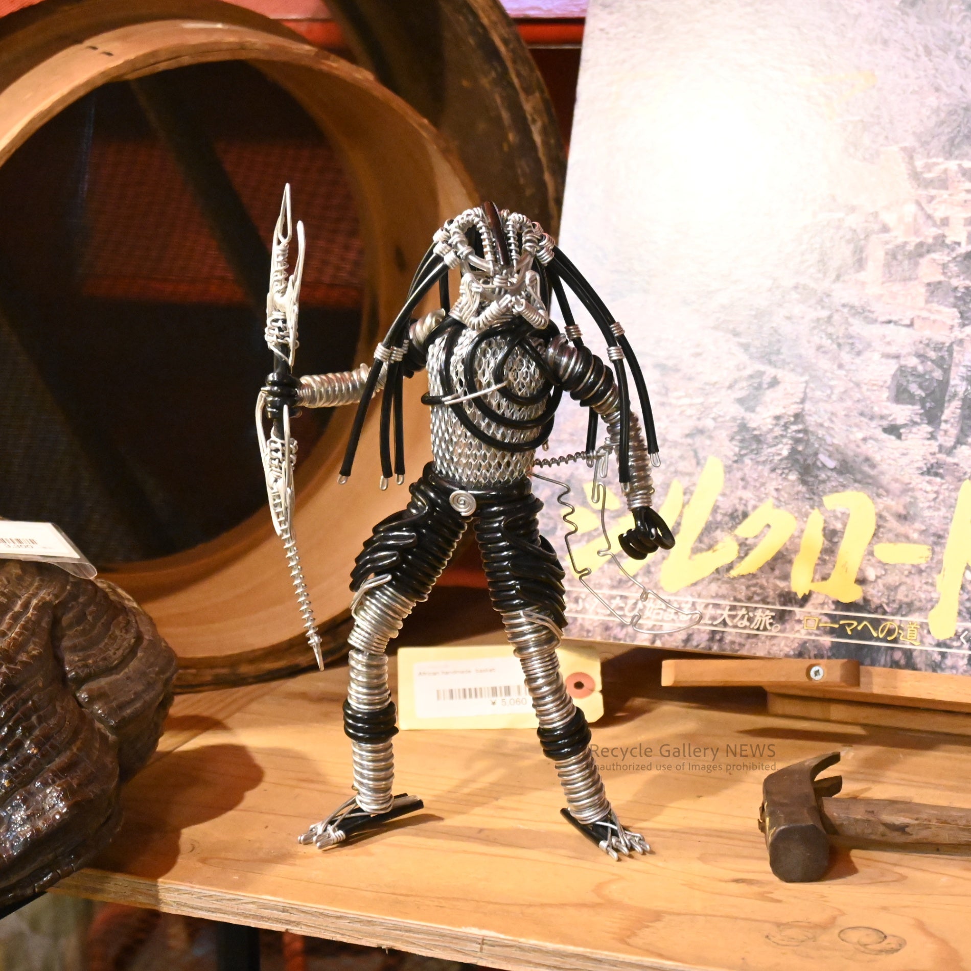 f*n様 アロワナ ワイヤーアート Wire art figure Predator Handmade Objetct / ワイヤーアート