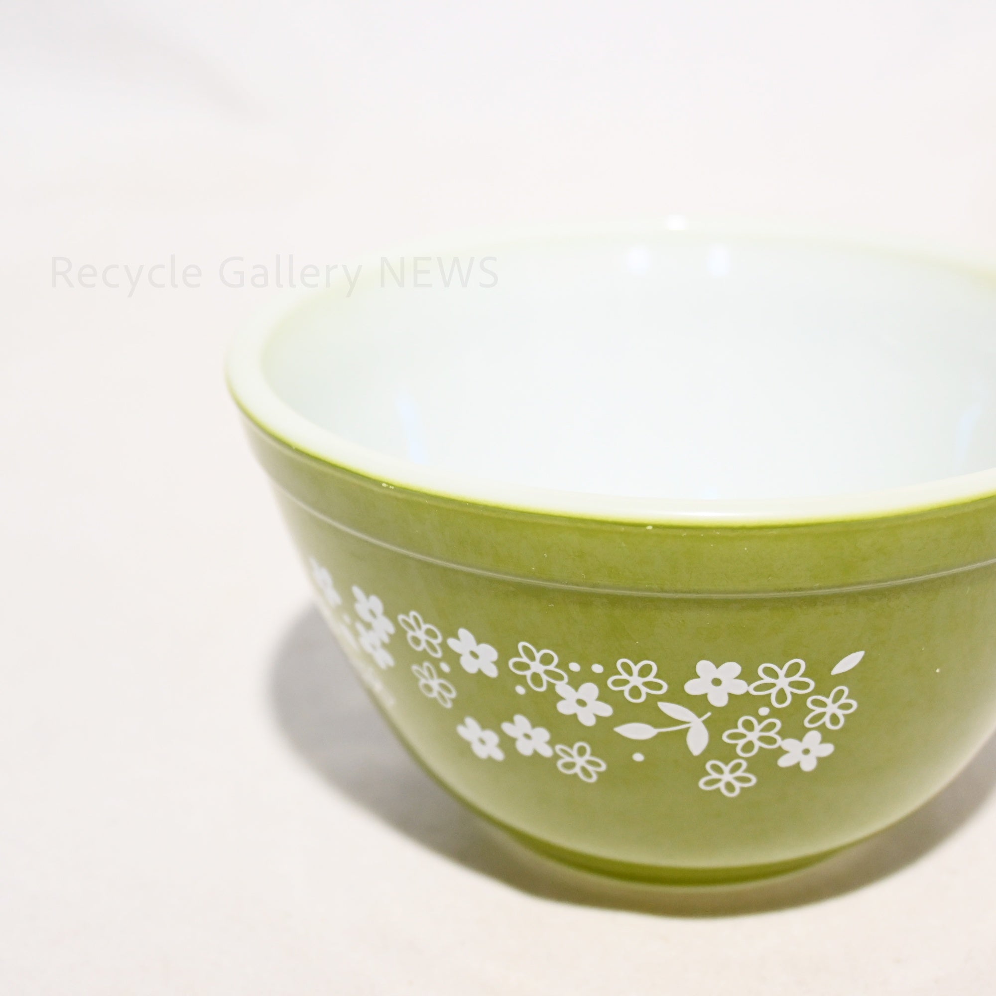 Vintage Pyrex Crazy Daisy Mixing Bowl Small Heat-Resistant Glass American Vintage / オールドパイレックス ミキシングボウル Sサイズ クレイジーデイジー 耐熱ガラス アメリカヴィンテージ