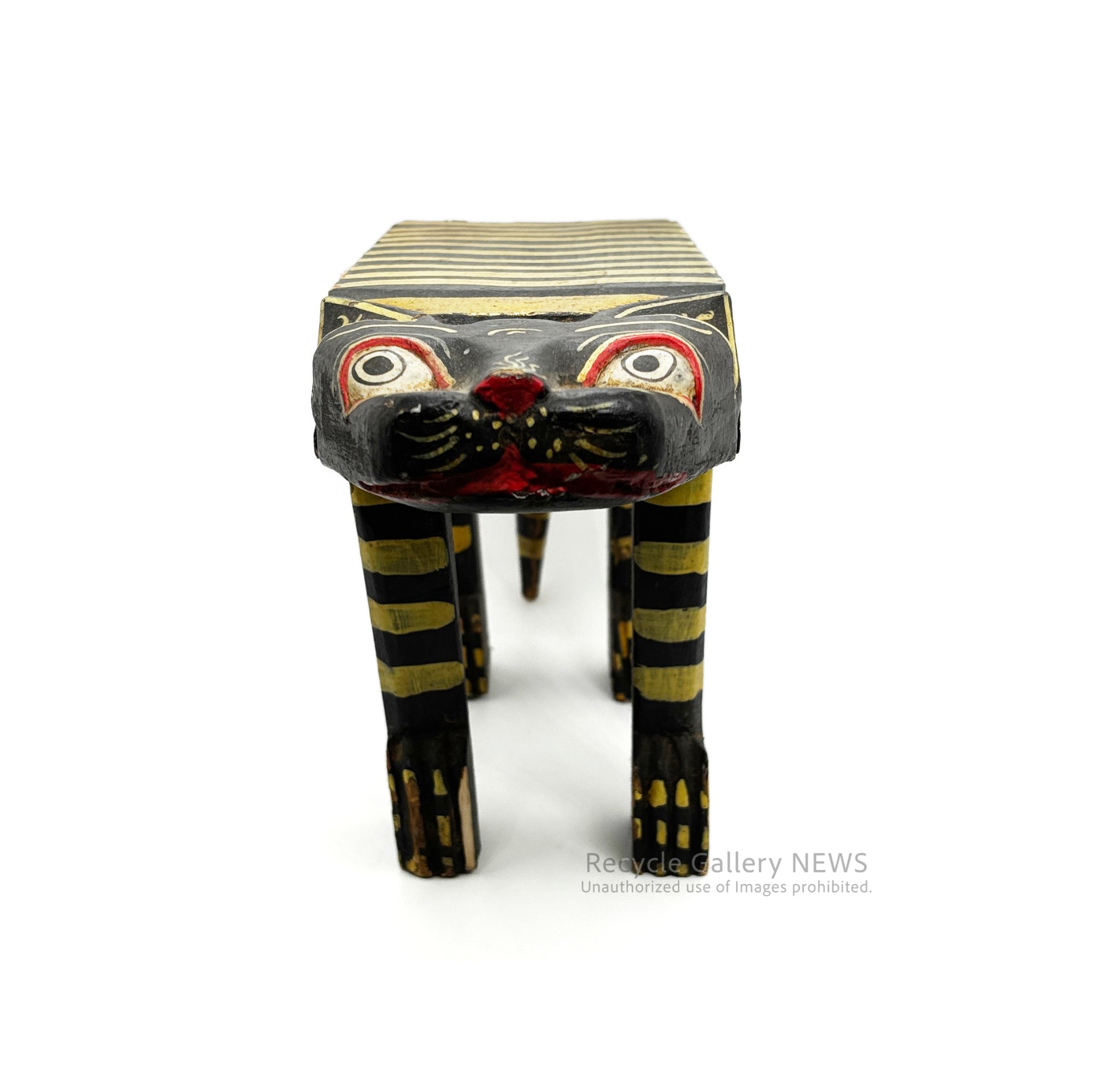 Asian-style Cat plant stand Small shelf Wood carving / アジアン雑貨 ネコ 花台 小棚 木工
