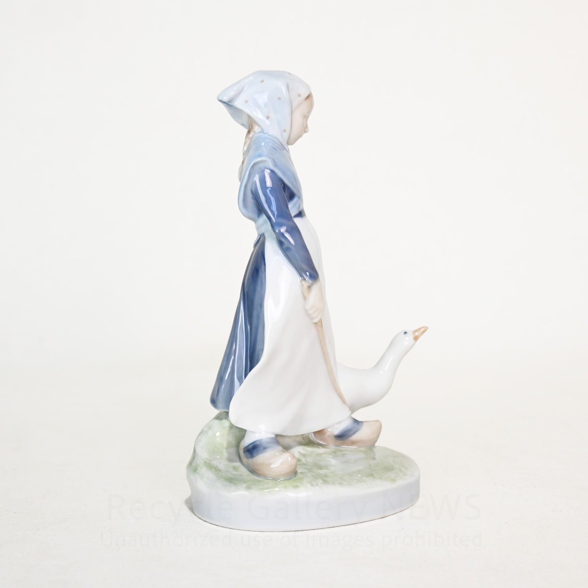 ROYAL COPENHAGEN 1960s Figurine Goose Girl Vintage Objet / ロイヤルコペンハーゲン 1960年代 フィギュリン 少女 ガチョウ ヴィンテージ オブジェ