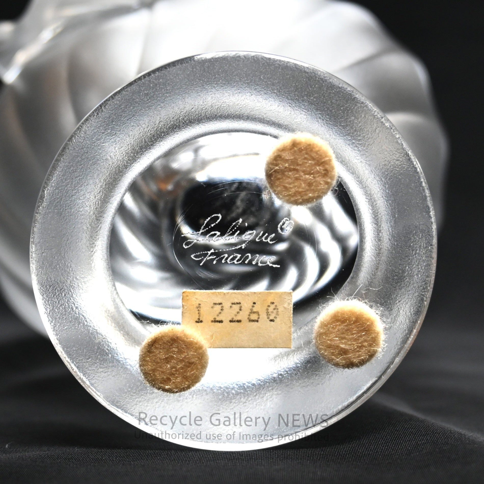 French Crystal Glass [LALIQUE ROSINE VASE] 50’s "Sculpture of Light" Artisan Craftsmanship / ラリック ロジーヌ ベース 50年代  フランス クリスタルガラス 光の彫刻 職人技