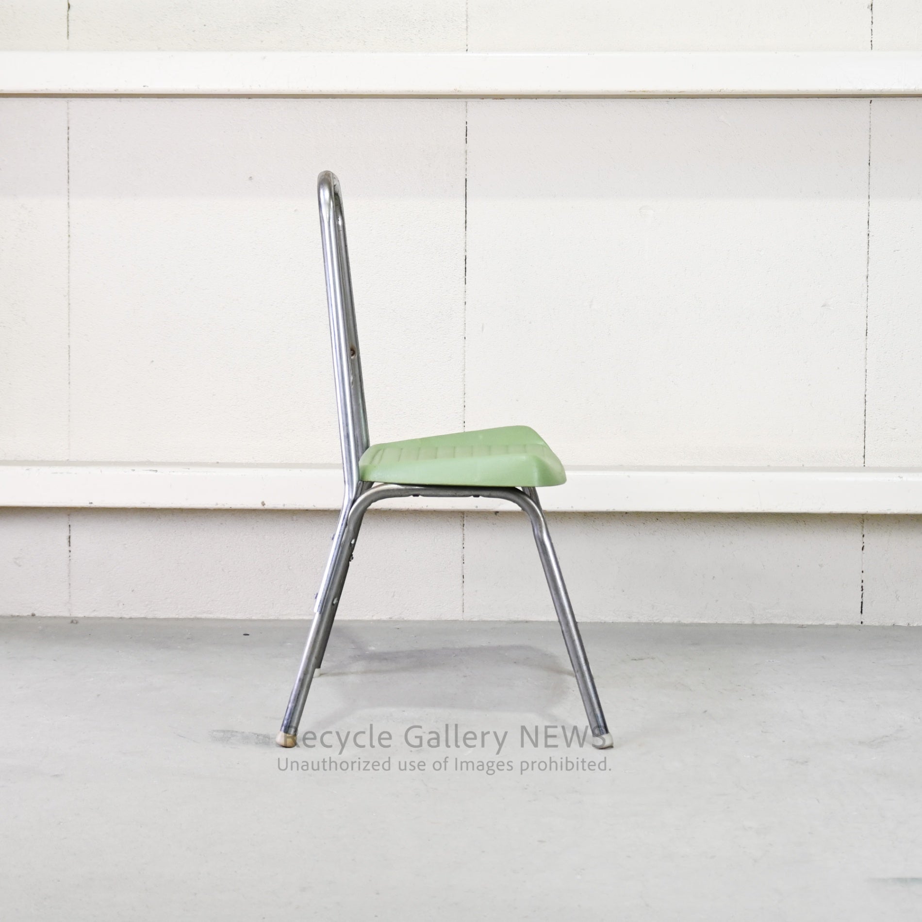 Vintage chair Green Industrial Retro Classic / 椅子 ヴィンテージチェア インダストリアル レトロ 緑 クラシック グリーン