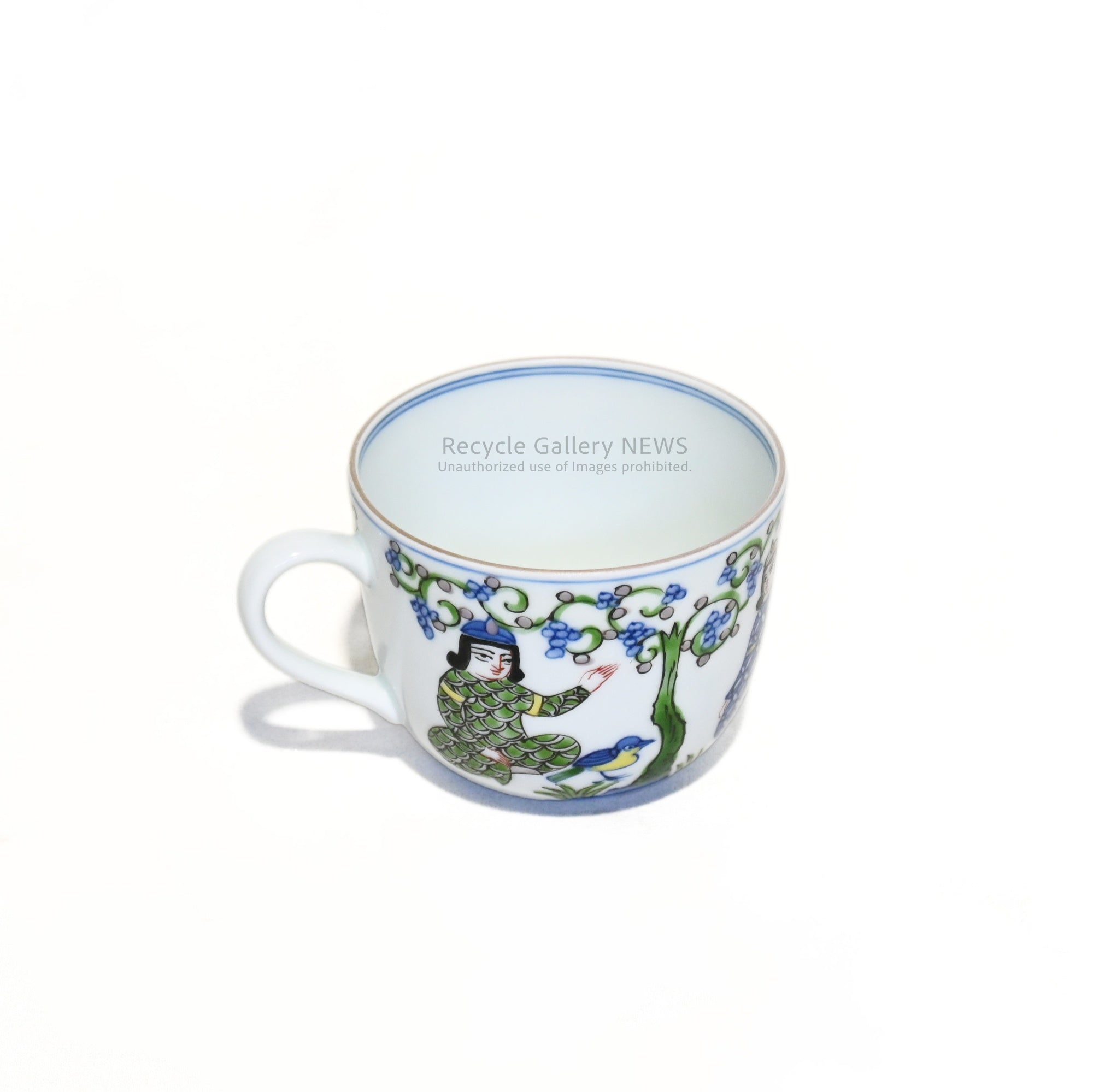 源右衛門 染綿 ミナイ手樹下美人 カップ＆ソーサー エナメル / Genemon Kiln Somenishiki Minai-te Lady Under a Tree Cup and saucer Enamel