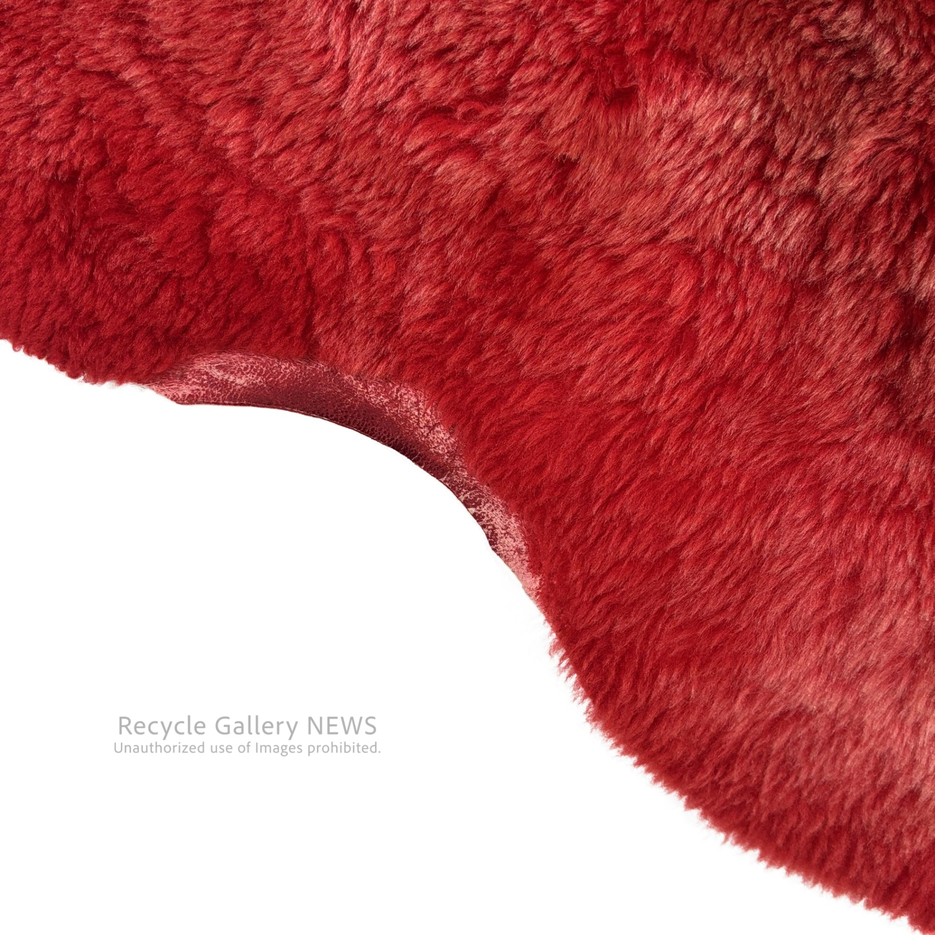 Red sheepskin rug / ムートンラグ 赤 羊 絨毯