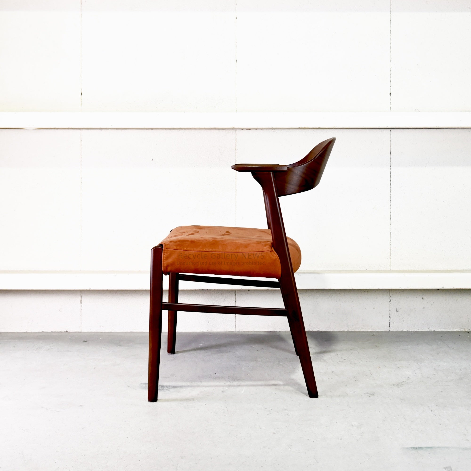 MASTERWAL Arm chair PT-PRO Walnut Orange-Velvet Japan /  マスターウォル アームチェア ウォルナット オレンジ ベルベット 日本