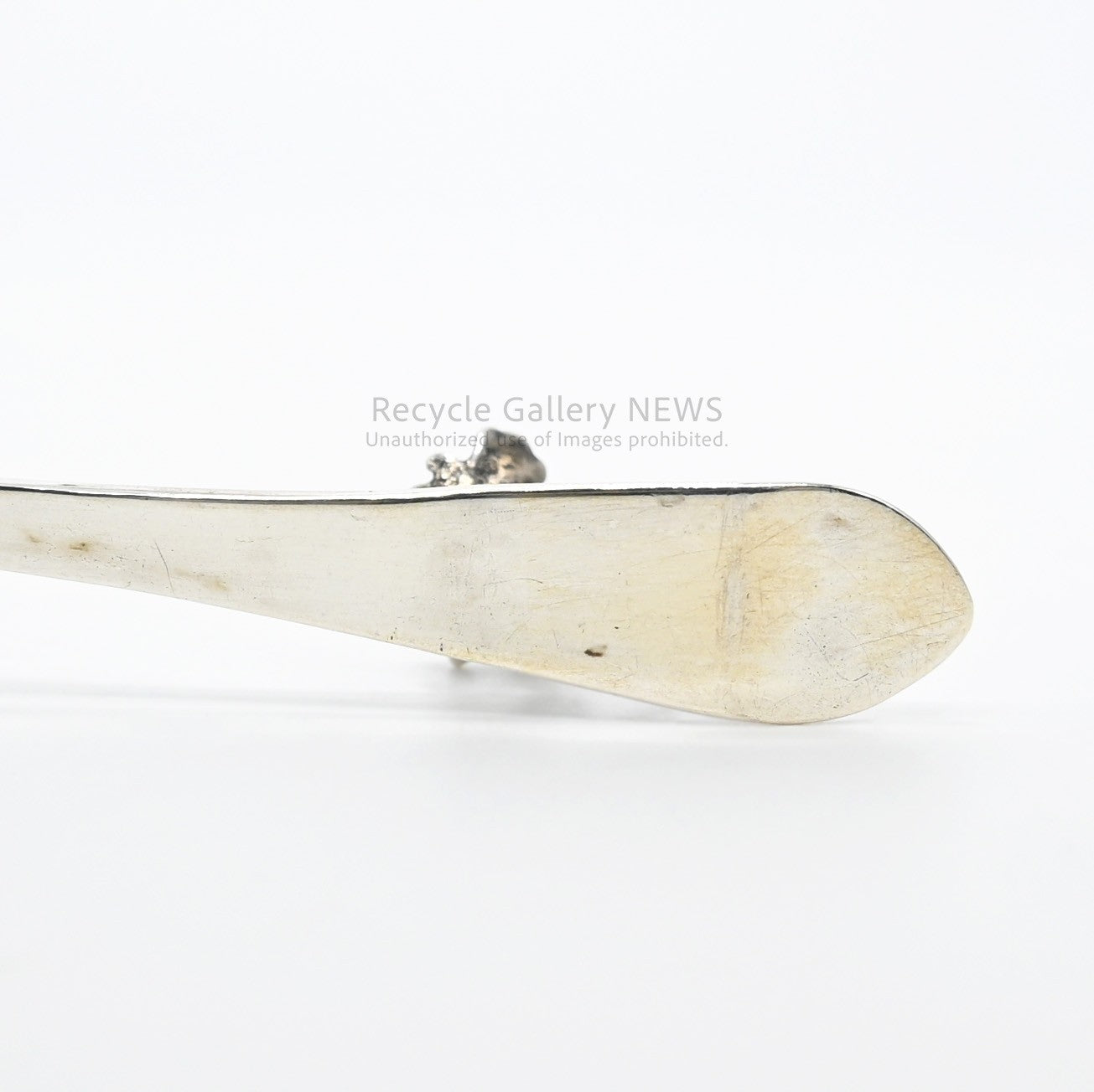 Sterling Silver Animal Spoons Set of 2 Moose & Bison Made in Canada / 動物たちのスプーン 2本セット ミニスプーン スターリングシルバー製 カナダ産 動物モチーフ ムース バイソン レゾリュート・ベイ