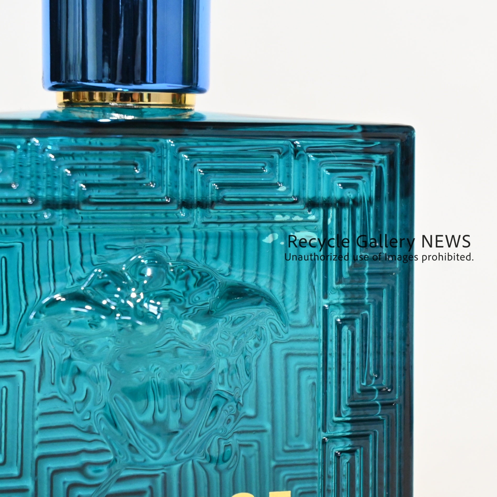 VERSACE EROS 100ml Eau de Parfum Used 80% liquid volume / ヴェルサーチ エロス オードパルファム 残量80％以上 香水