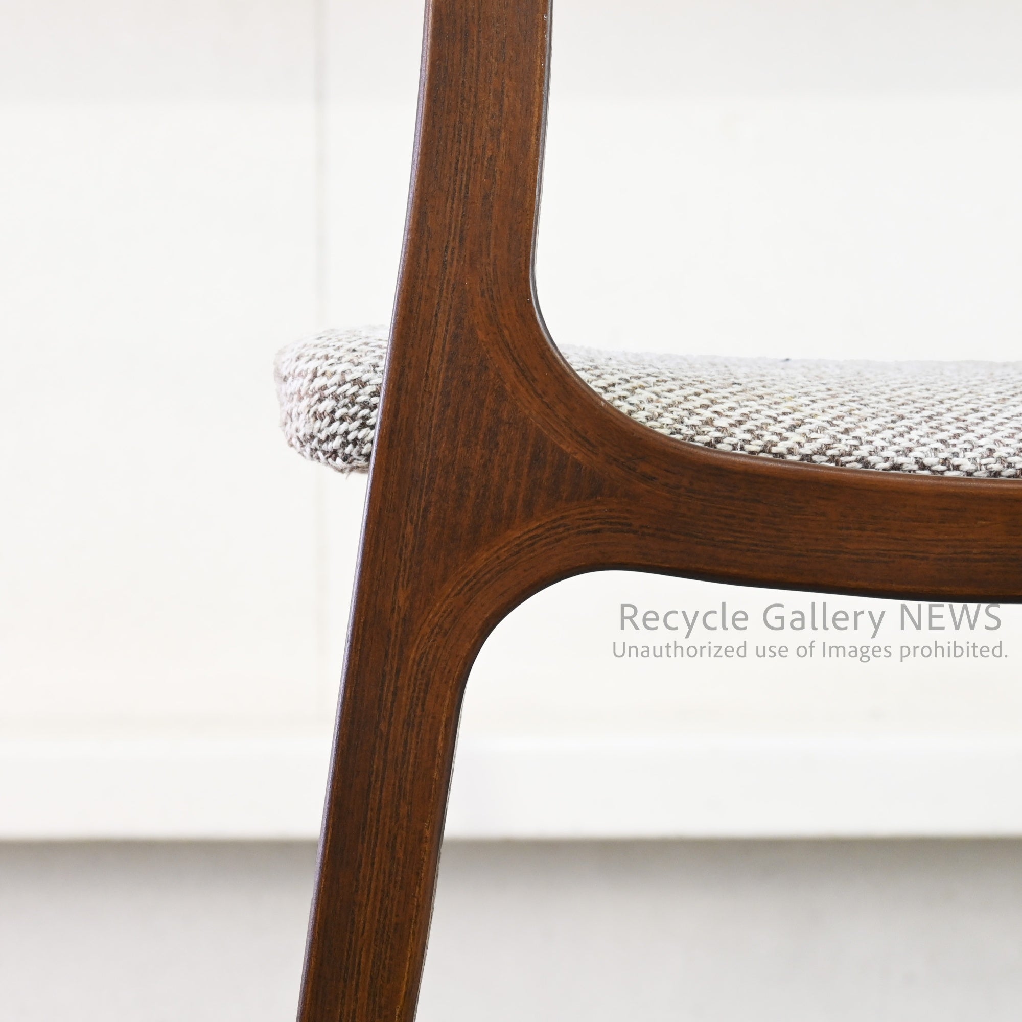 Fuji Furniture Wooden Armless Chair "Calm" Japan Scandinavian Style / 冨士ファニチア アームレスチェア カーム 日本 北欧 木製