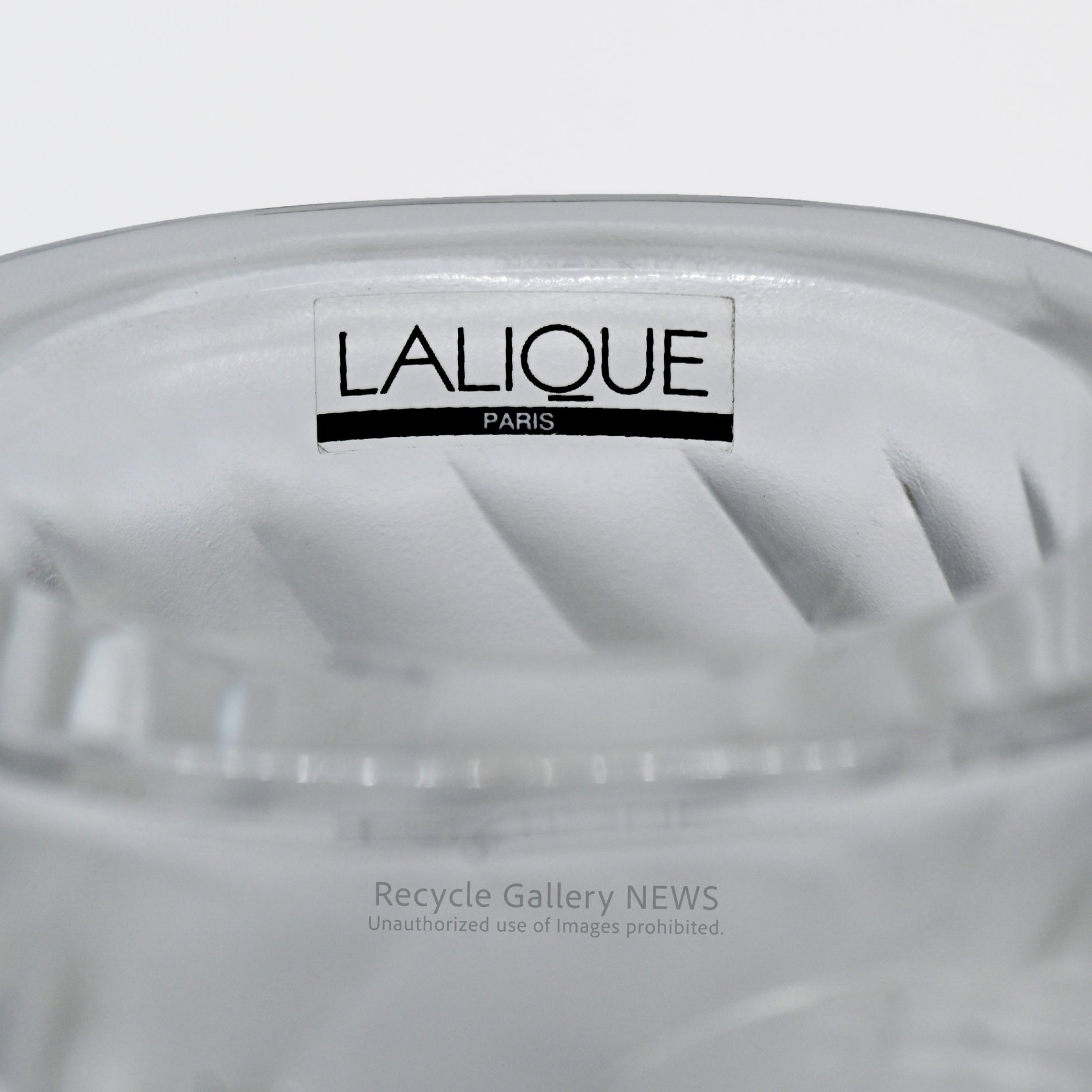 French Crystal Glass [LALIQUE ROSINE VASE] 50’s "Sculpture of Light" Artisan Craftsmanship / ラリック ロジーヌ ベース 50年代  フランス クリスタルガラス 光の彫刻 職人技