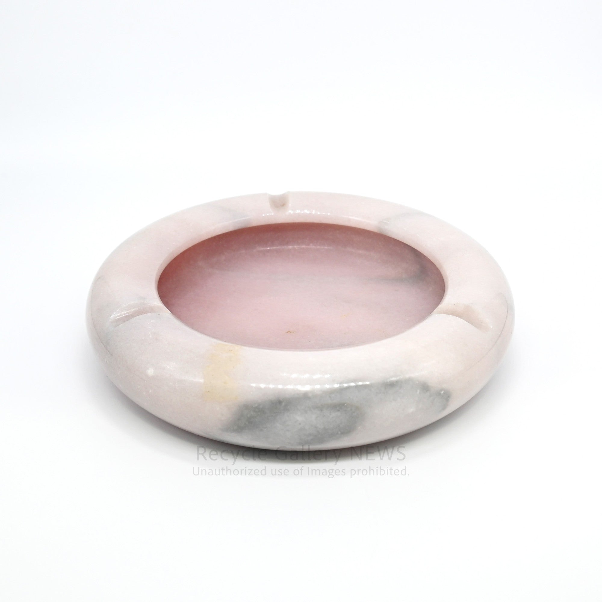 Pink Marble Ash Tray Mid-Century Modern Space Age Decor / ピンク大理石 アッシュトレイ 灰皿 円形 丸 マーブル ストーン ミッドセンチュリー モダン スペースエイジ 韓国インテリア