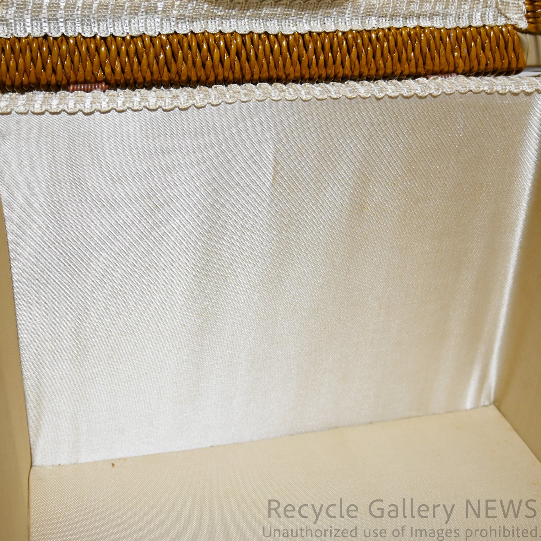 FRUIT OF THE ROOM Sewing Basket Box Retro Embroidery Vintage Unused / フルーツ・オブ・ザ・ルーム 裁縫箱 ソーイングバスケット レトロ 刺繍 ヴィンテージ 未使用 新古品