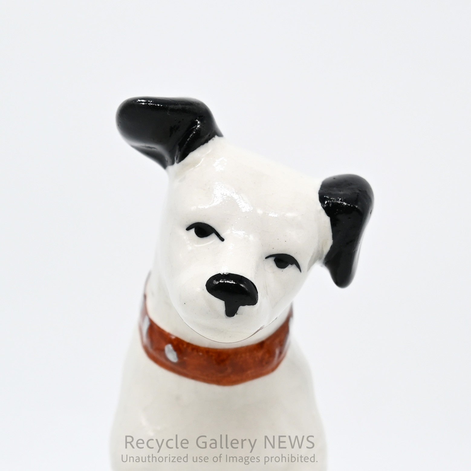 His Master's Voice "Nipper" Hand-Painted Ceramic Dog Figurine Miniature Victor White / 『主人の声』ビクター犬 ニッパー ハンドペイント 陶器フィギュリン ミニチュア オブジェ 犬の置物 オーディオ レトロ 白