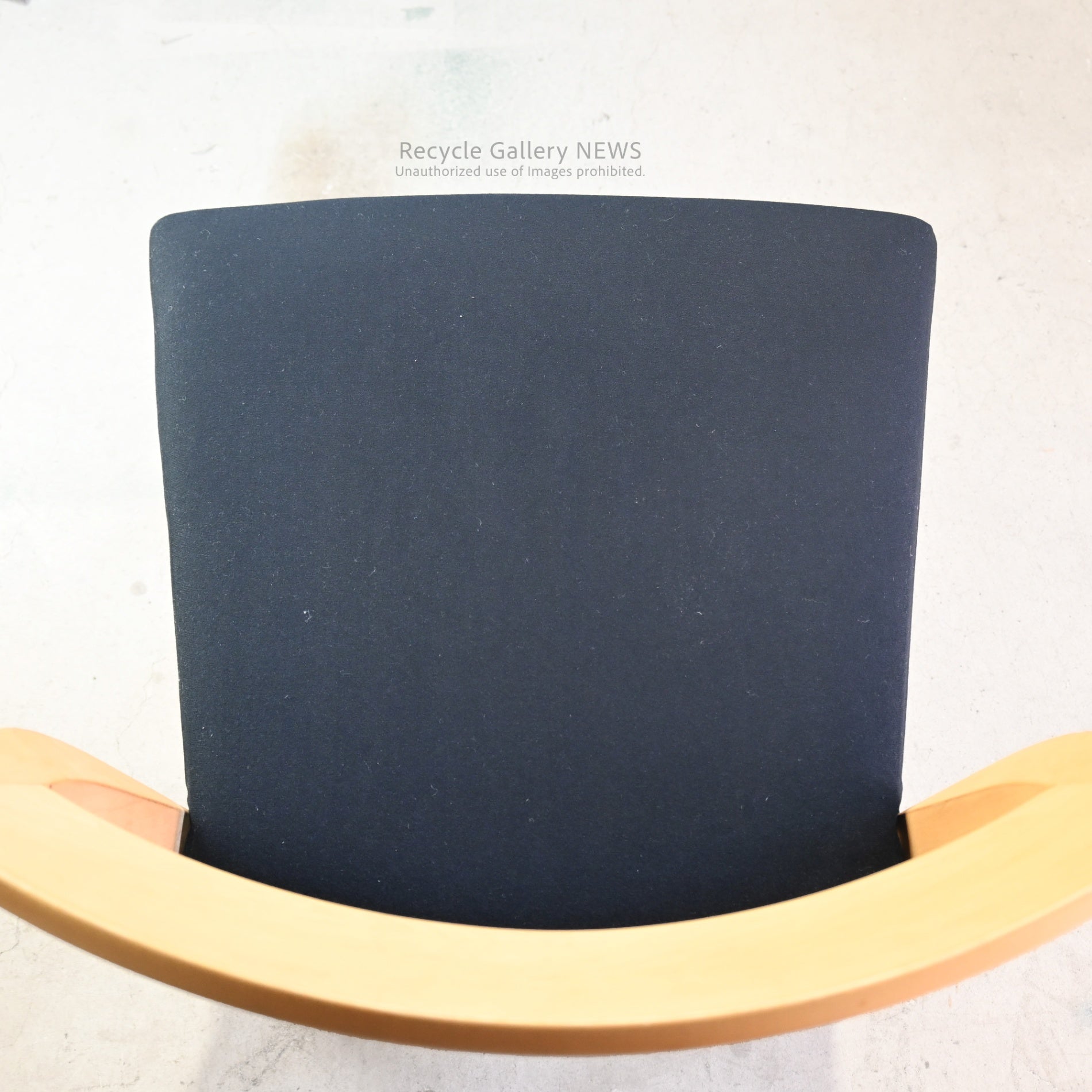 Karimoku Wooden Chair Japanese Scandinavian Inspired Natural Design / カリモク 椅子 木製 日本 北欧テイスト ナチュラルデザイン