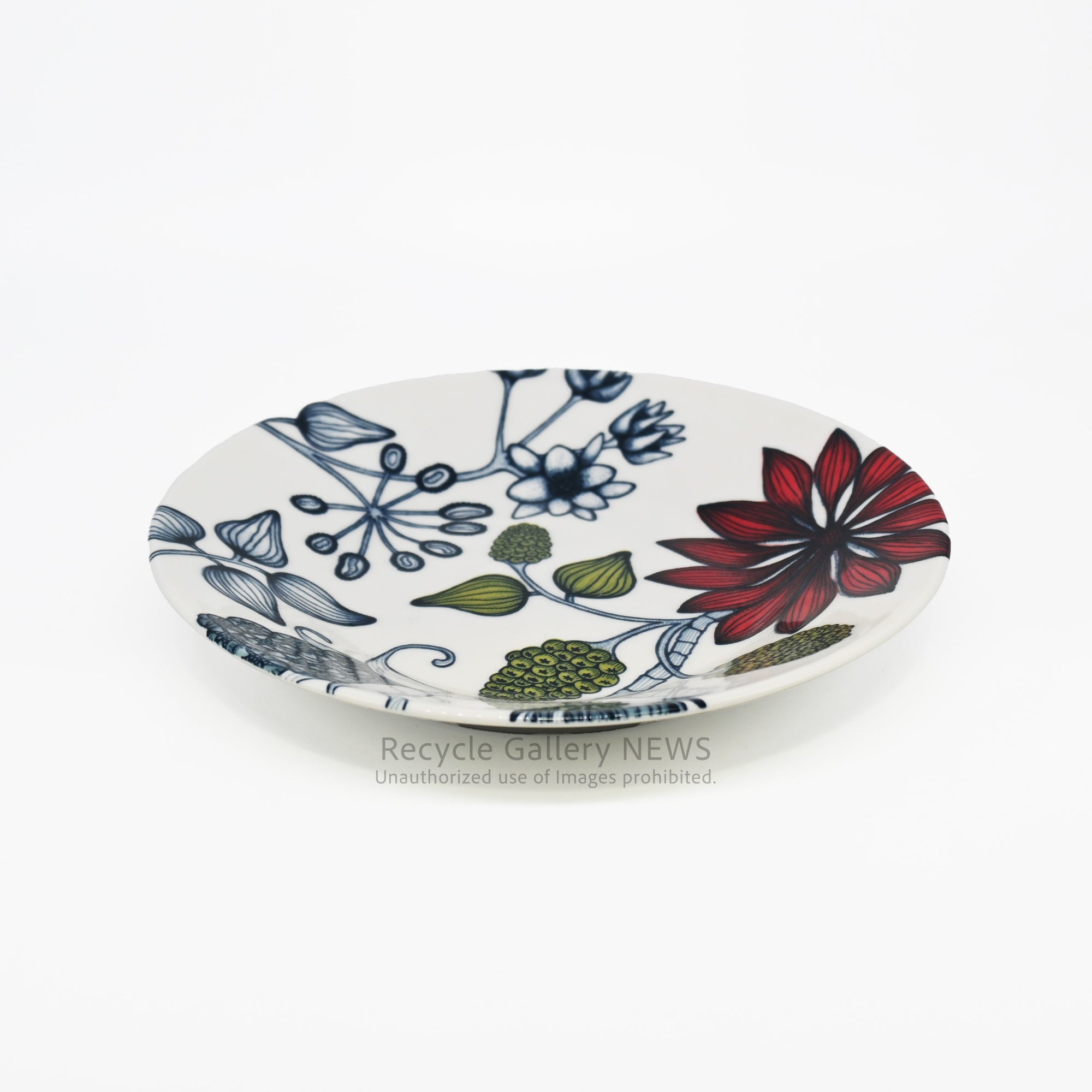 ARABIA Runo Summer Ray Finland Floral 16.5cm Plate Old Backstamp  Scandinavian Style / アラビア ルノ サマーレイ 16.5cmプレート フィンランド  花柄 北欧 旧スタンプ