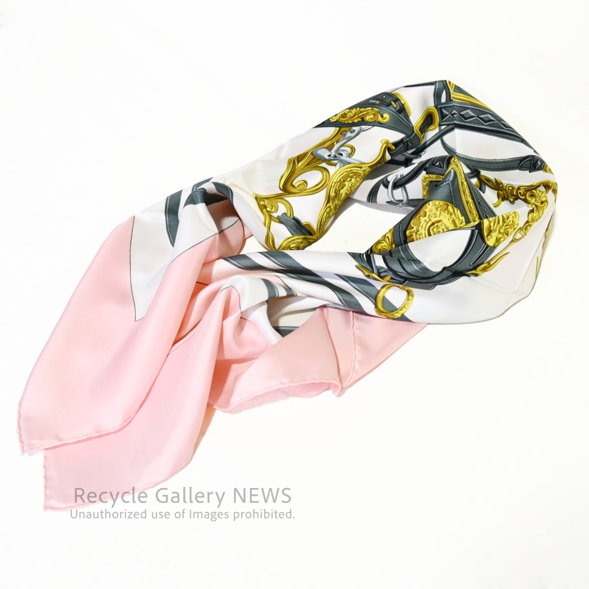 HERMES Carre 90 Bride de Gala Pink Unused Vintage France / エルメス カレ90 ブリッド ドゥ ガラ ピンク 未使用・新古品  ヴィンテージ フランス