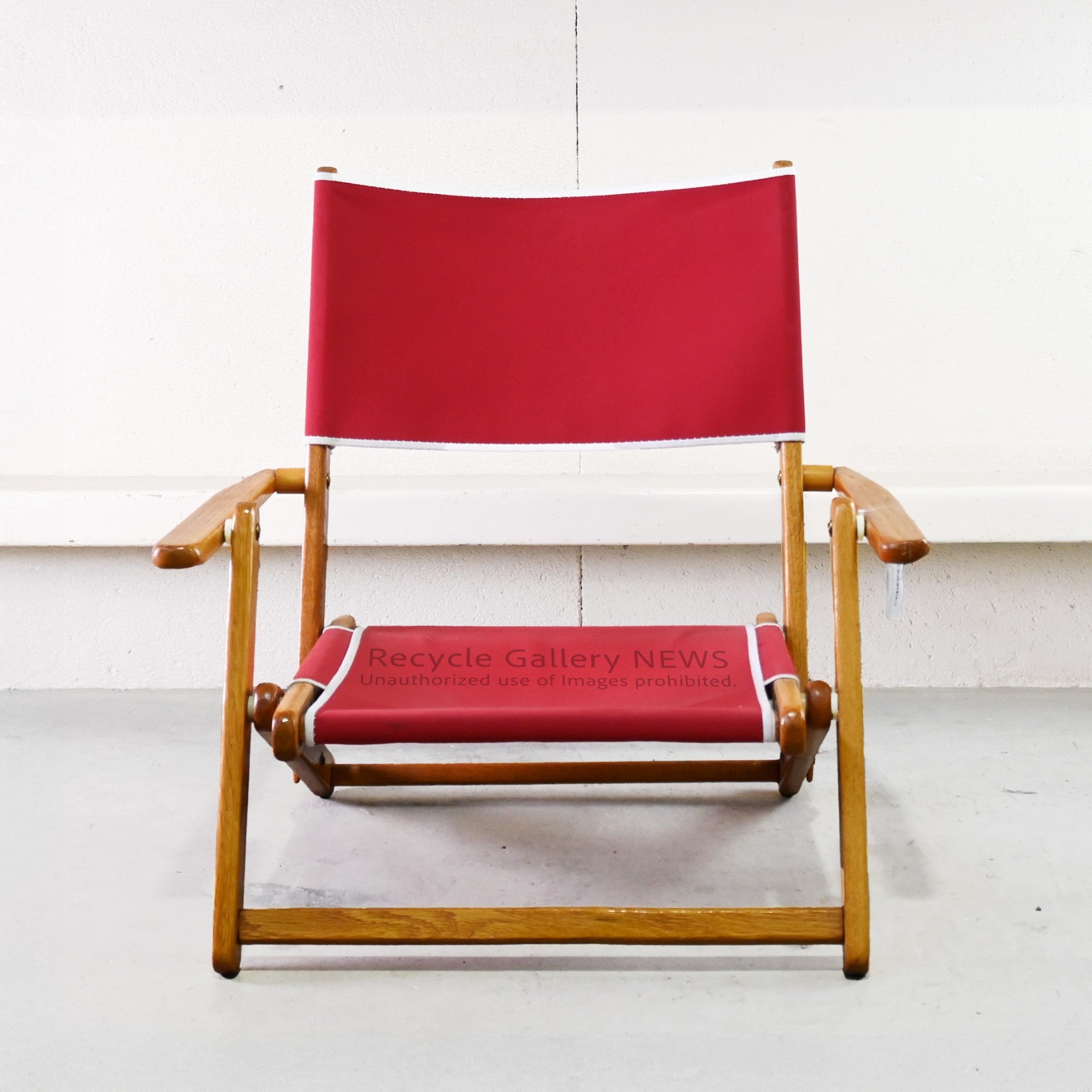 Anywhere Chair Jockey Red ANYWHERE CHAIR Outdoor Folding Chair