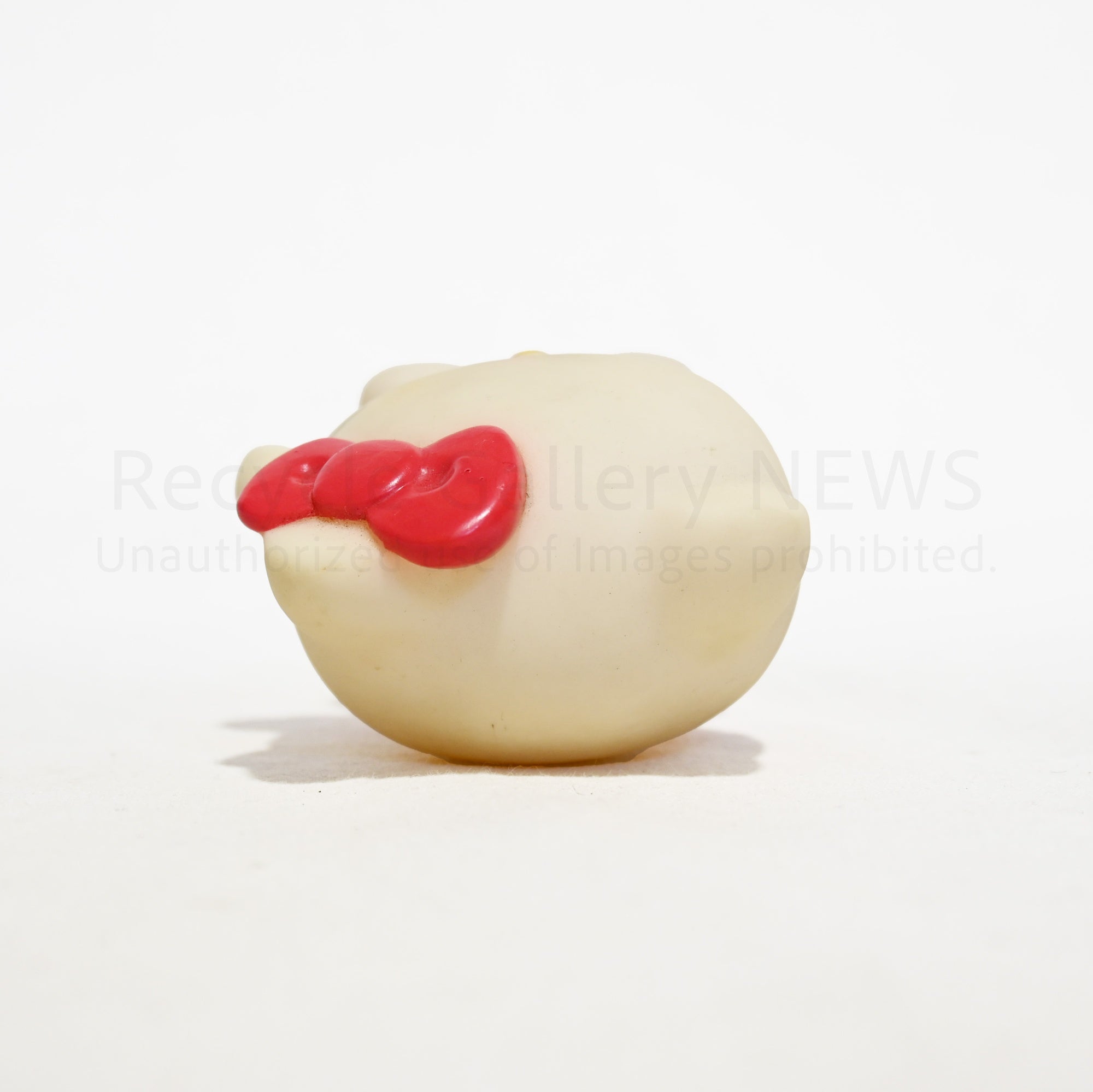 Hello Kitty Soft Vinyl Mascot 1993 Vintage Rare / ハローキティ ソフビ マスコット 1993年 ヴィンテージ レア 汚れあり