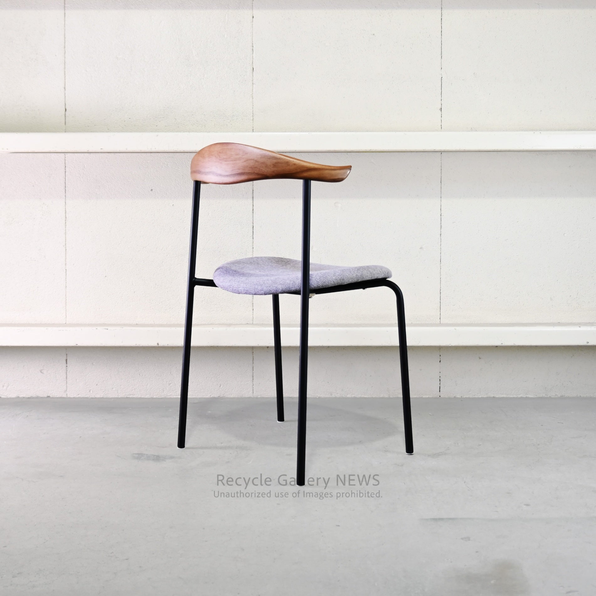 Seki Furniture Atom Chair Glay-White Wooden  Steel  Industrial  Vintage  Cafe style / 関家具 アトムチェア 座面グレーホワイト 木材 スチール インダストリアル ヴィンテージ カフェスタイル