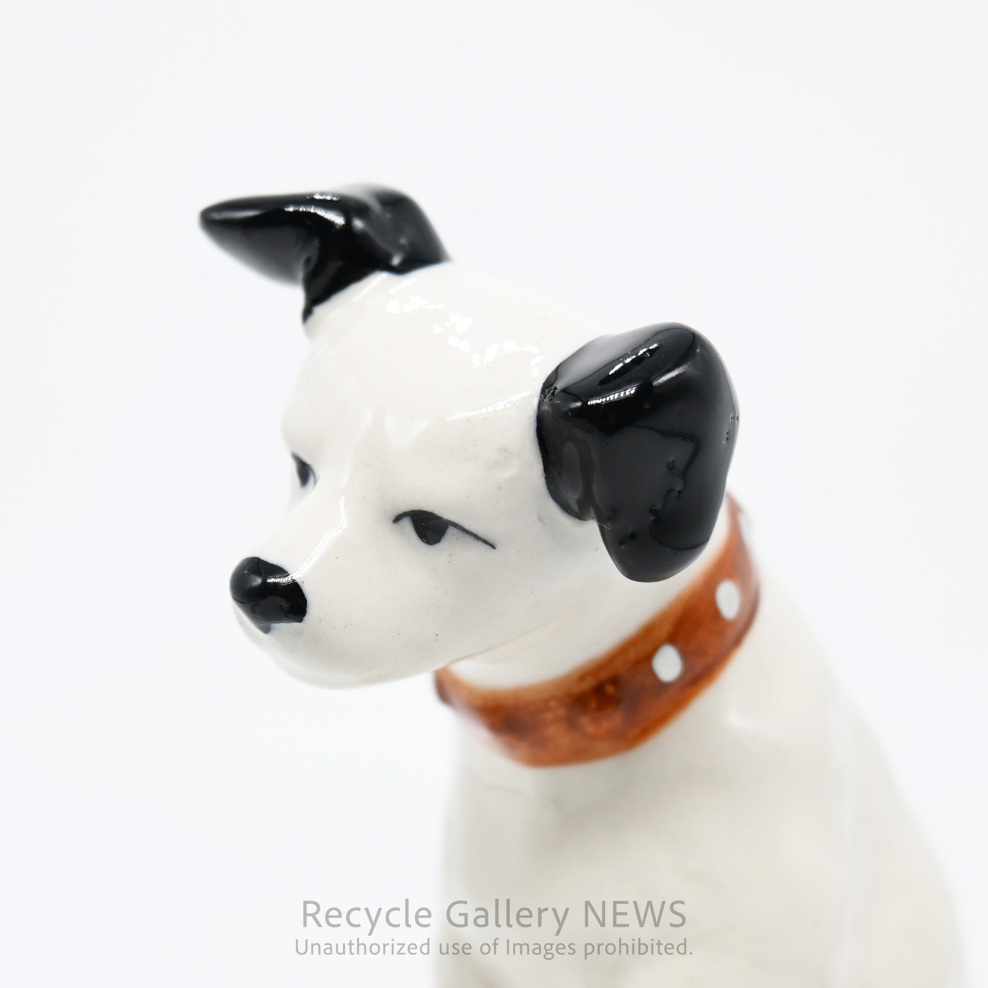 His Master's Voice "Nipper" Hand-Painted Ceramic Dog Figurine Miniature Victor White / 『主人の声』ビクター犬 ニッパー ハンドペイント 陶器フィギュリン ミニチュア オブジェ 犬の置物 オーディオ レトロ 白