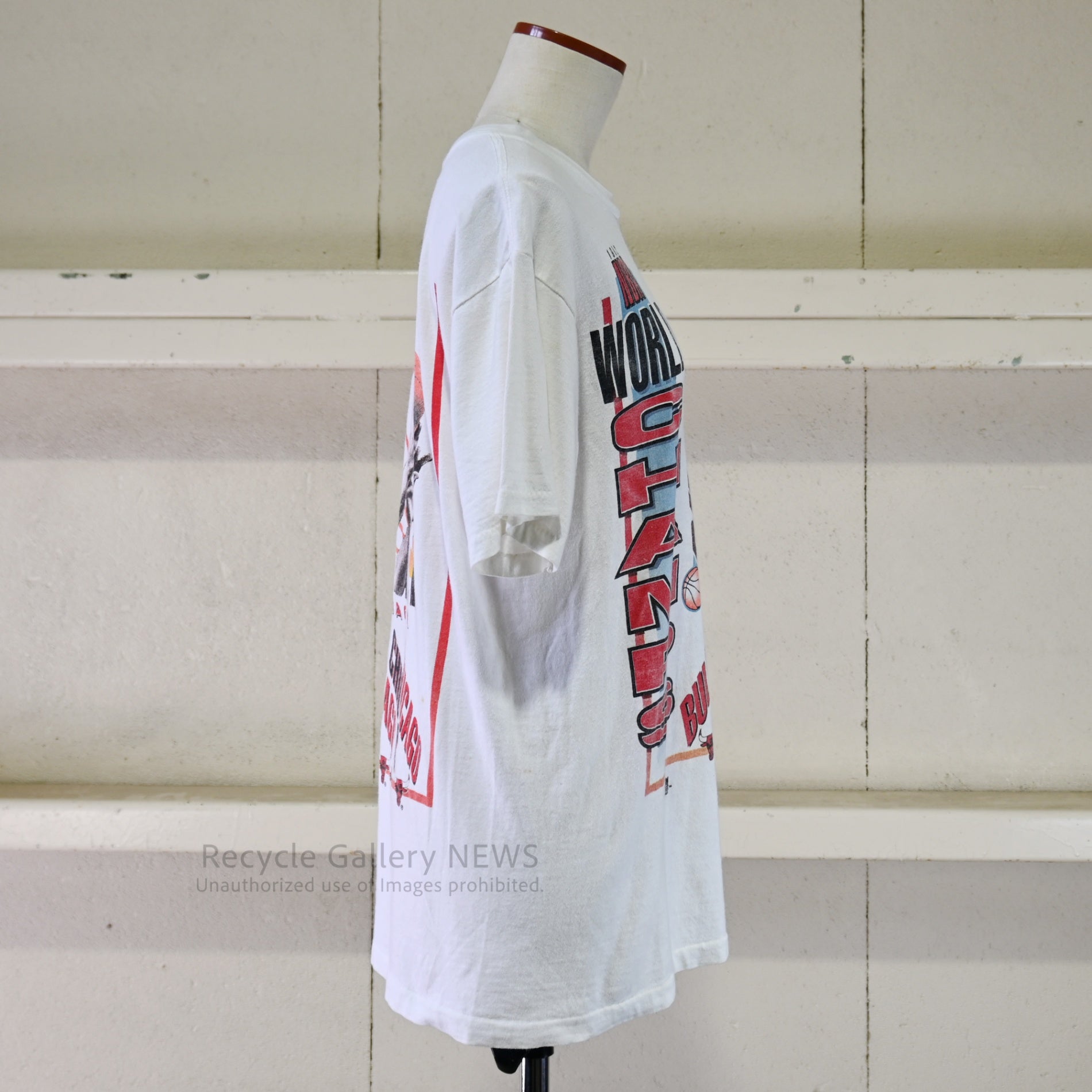 SALEM "CHICAGO BULLS" 1992 NBA Commemorative Victory T-shirt / セーラム シカゴ・ブルズ NBA 優勝記念 Tシャツ M 白