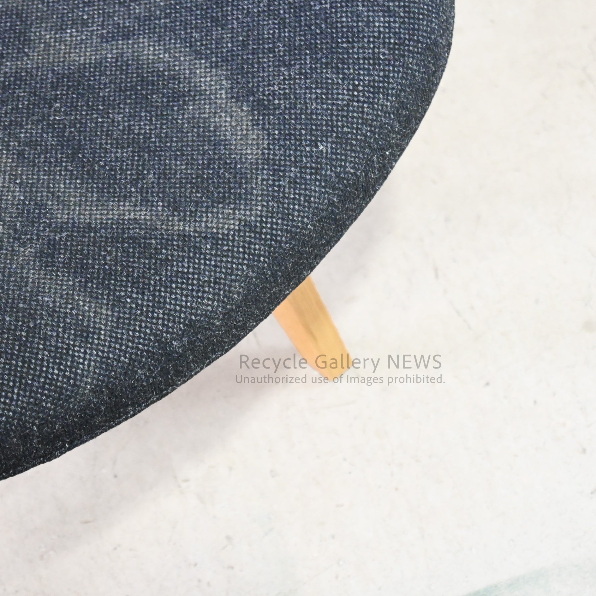 Tendo Mokko Wooden Low Chair by Daisaku Choh  Junzo Sakakura Japanese Modern / 天童木工 中座椅子 木製 長大作 坂倉準三 ジャパニーズモダン